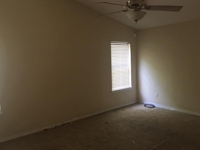 QUAIL TRAIL - Residential Lease