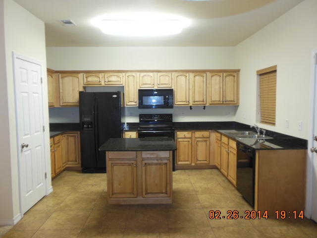 MERIDIAN SQUARE T/H - Residential Lease