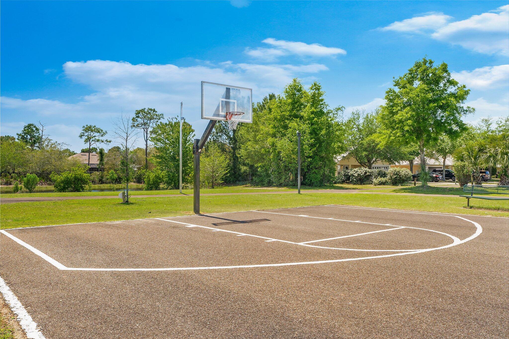 ENCHANTED ESTATES - Residential Lease