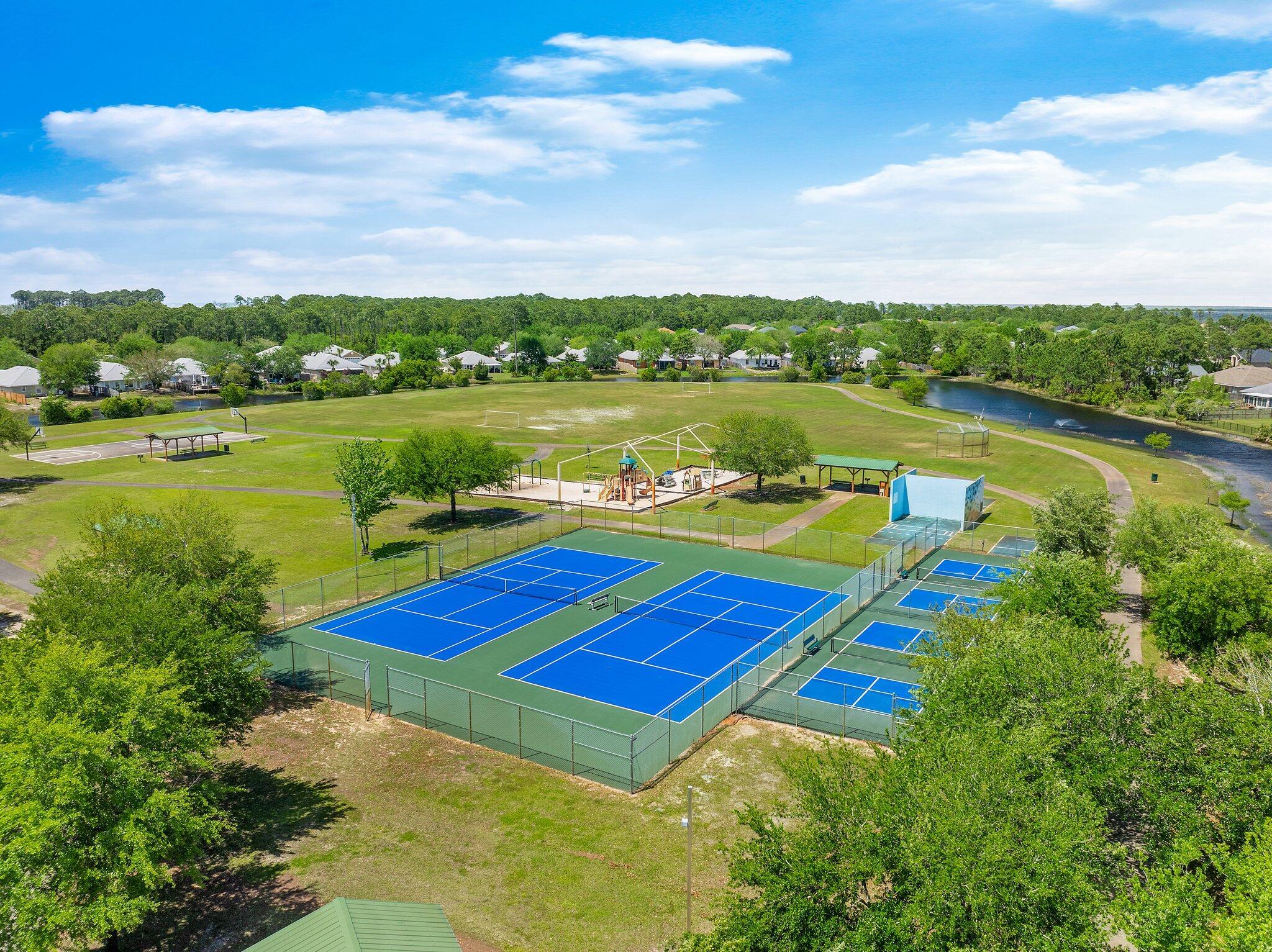 ENCHANTED ESTATES - Residential Lease