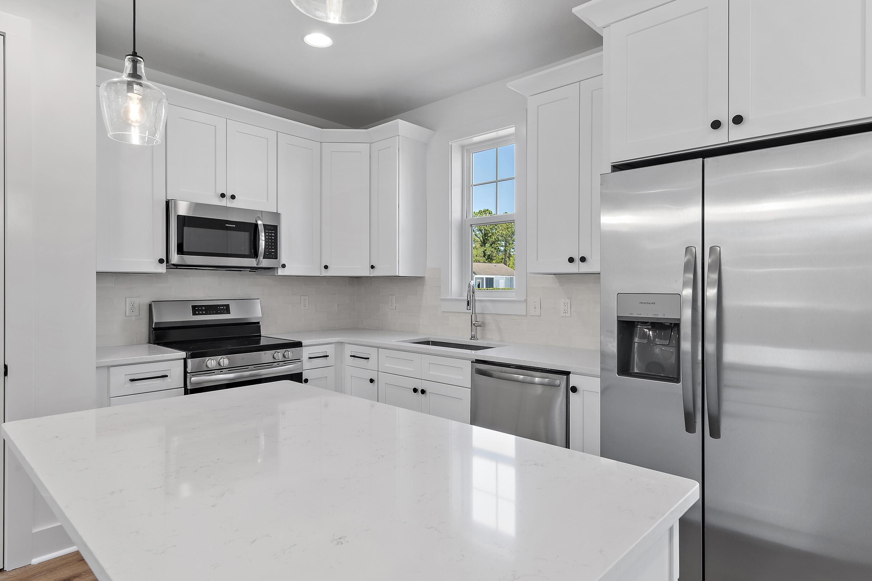 ENCHANTED ESTATES - Residential Lease