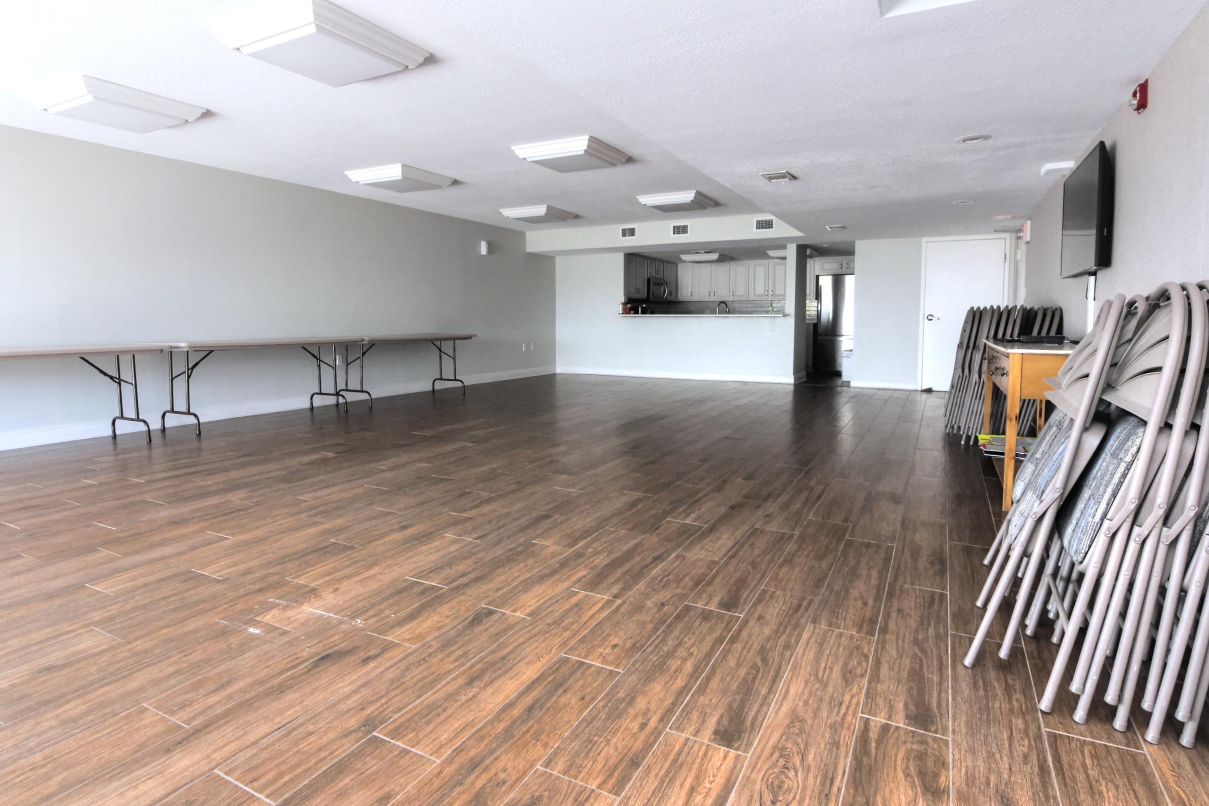 ISLAND ECHO CONDO - Residential