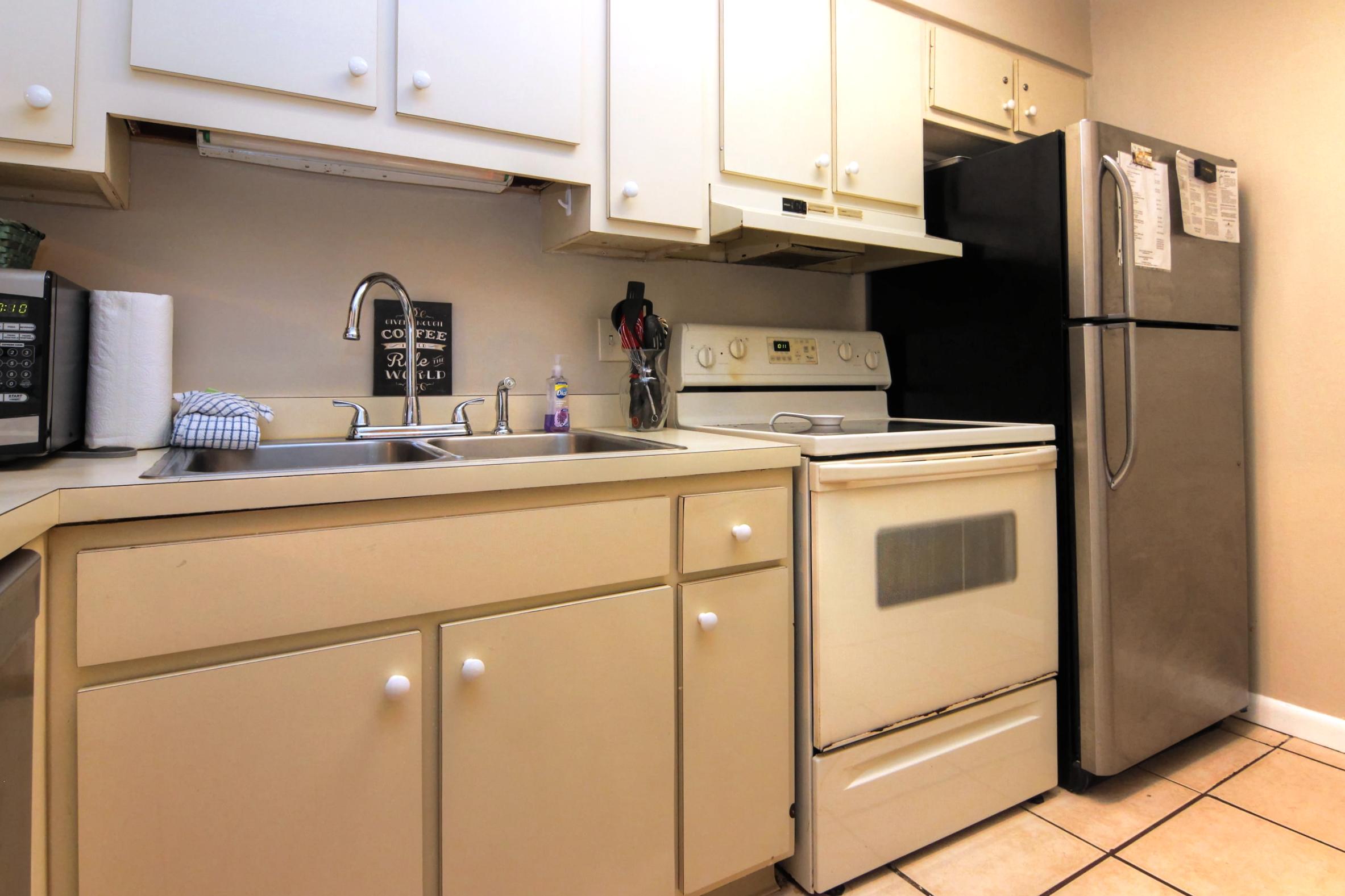 ISLAND ECHO CONDO - Residential