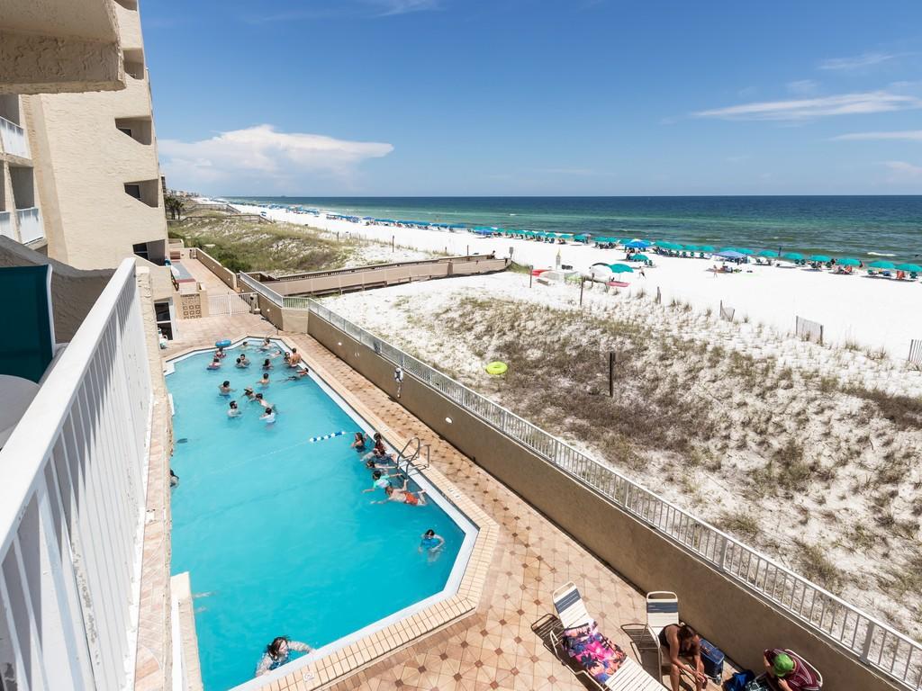 ISLAND ECHO CONDO - Residential