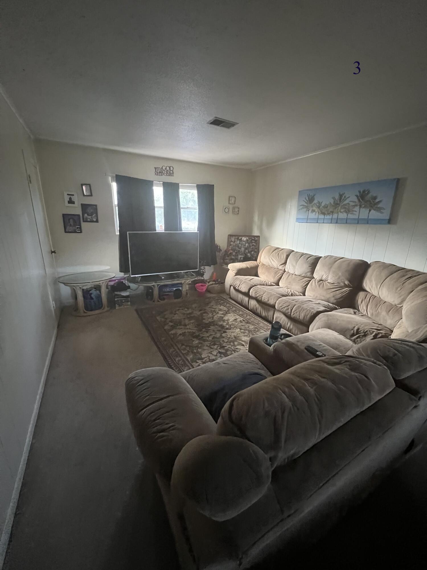 BEG SW COR LOT 30 N 40 FT E 33 FT FOR POB N 130 FT E 75 FT S 130 FT W 75 FT TO POB - Residential