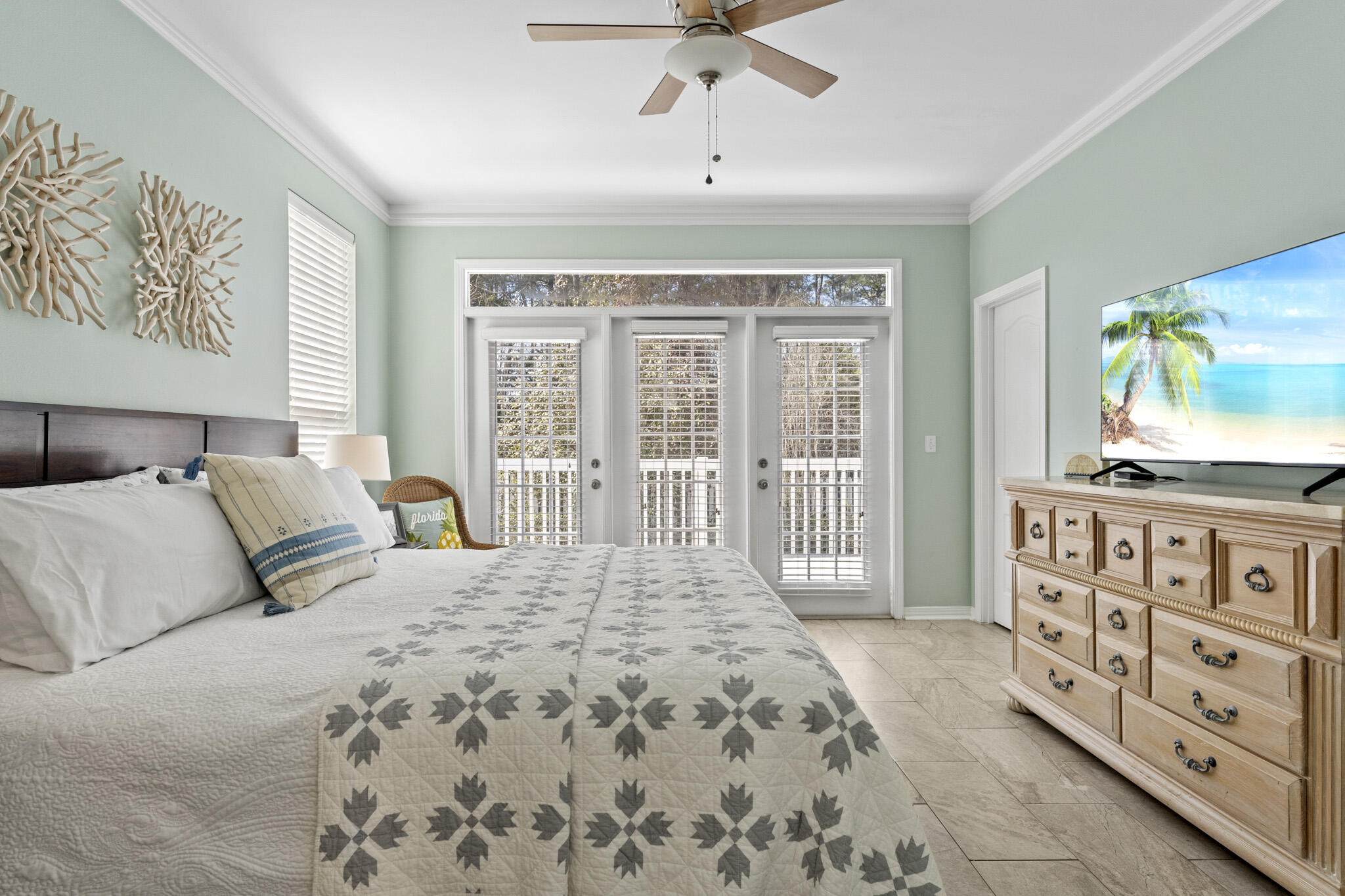 CRYSTAL LAKE PHASE I - Residential