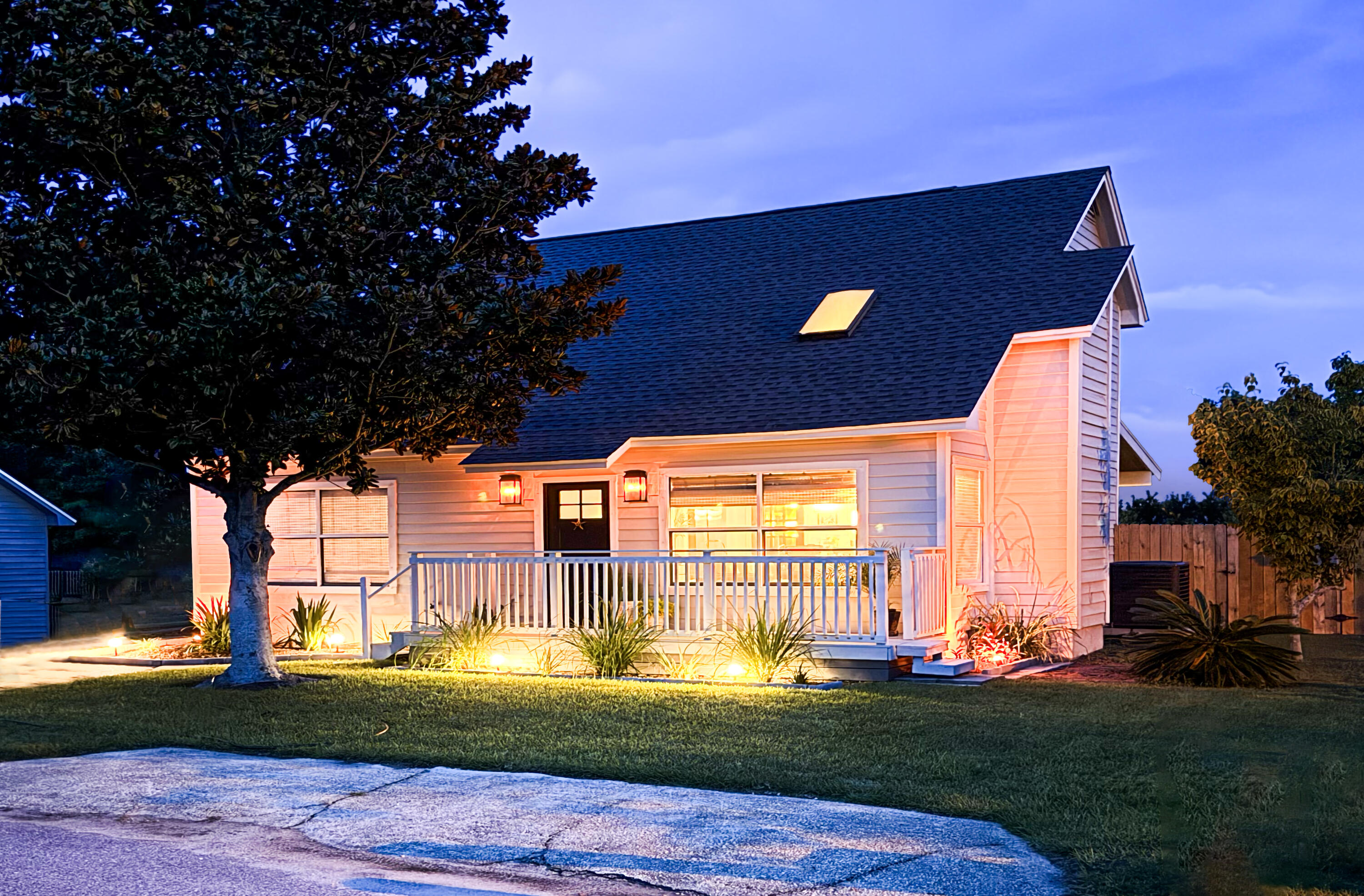 VILLA VENYCE 1ST ADDN - Residential