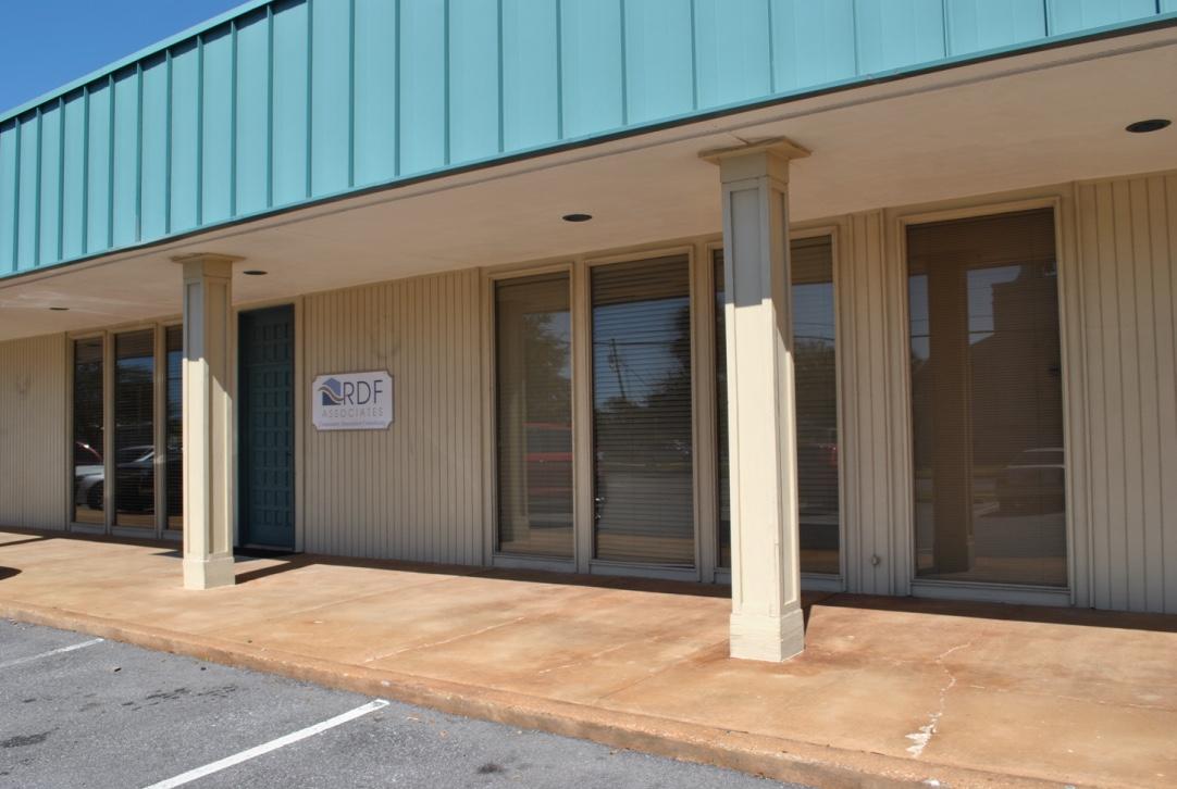 Unit D at Liza Jackson Plaza is right on HWY 98 centrally located in Fort Walton Beach. It is 1525 sqft and is currently set up as an office with an open space concept in the middle section. The space consists of two good-sized individual offices, large open area previously used for cubicles, one large conference room, storage room, and one bathroom. The owner is willing to modifying the space for a new tenant. The plaza has great visibility on Hwy 98 and signage.