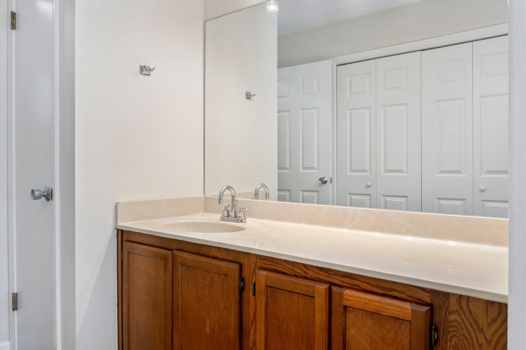 MARINA VILLAS CONDO AT BLUEWATER BAY - Residential Lease