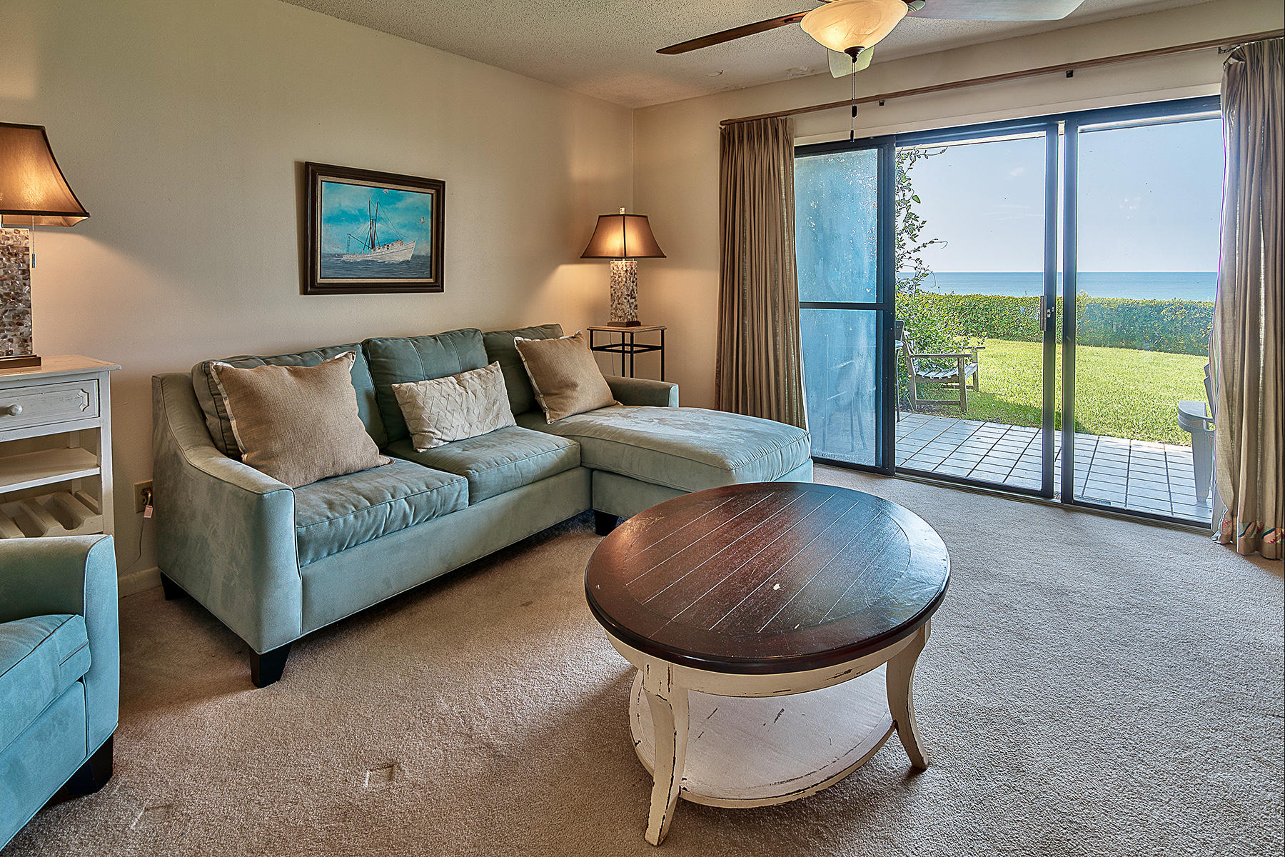 SEA SHADOWS T/H - Residential