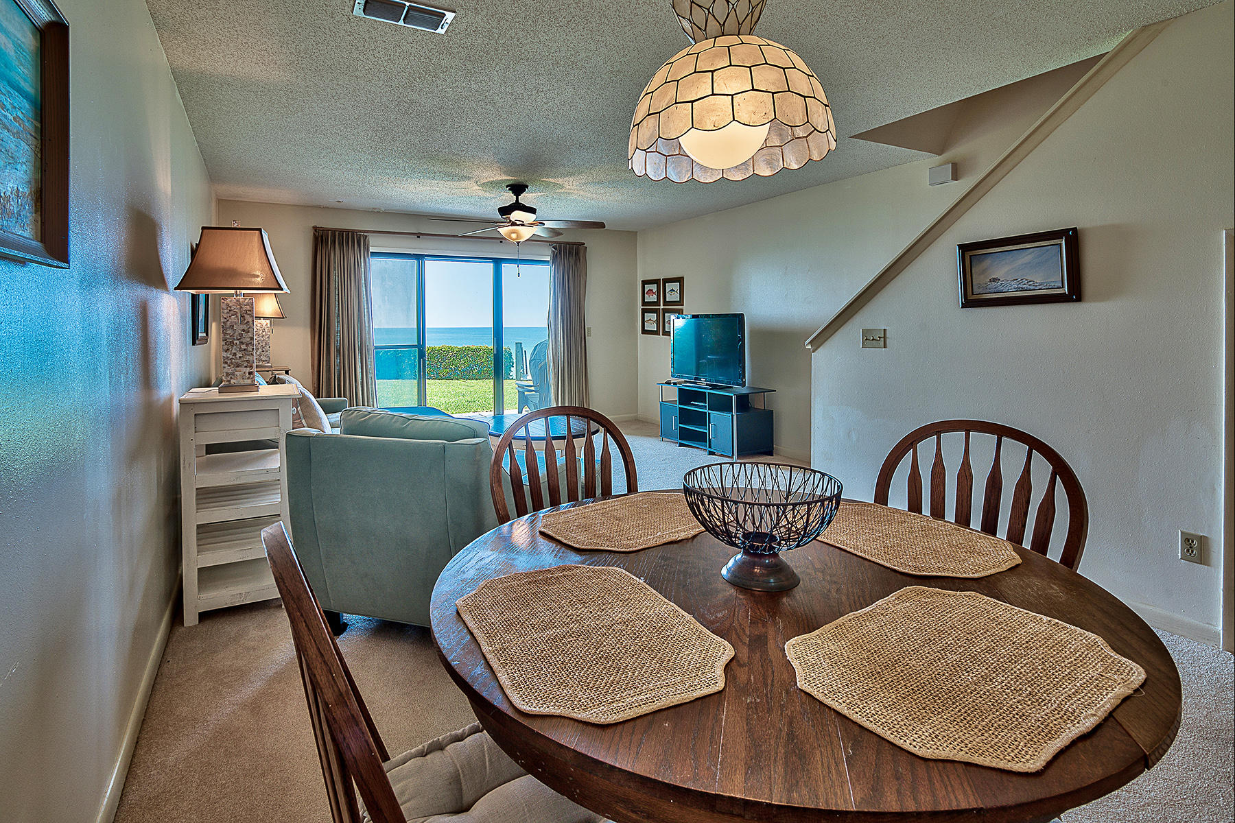 SEA SHADOWS T/H - Residential