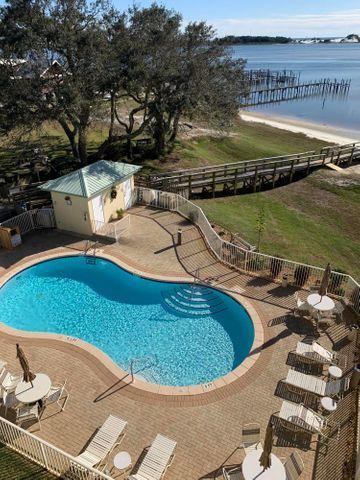 INTERCOASTAL POINTE - Residential