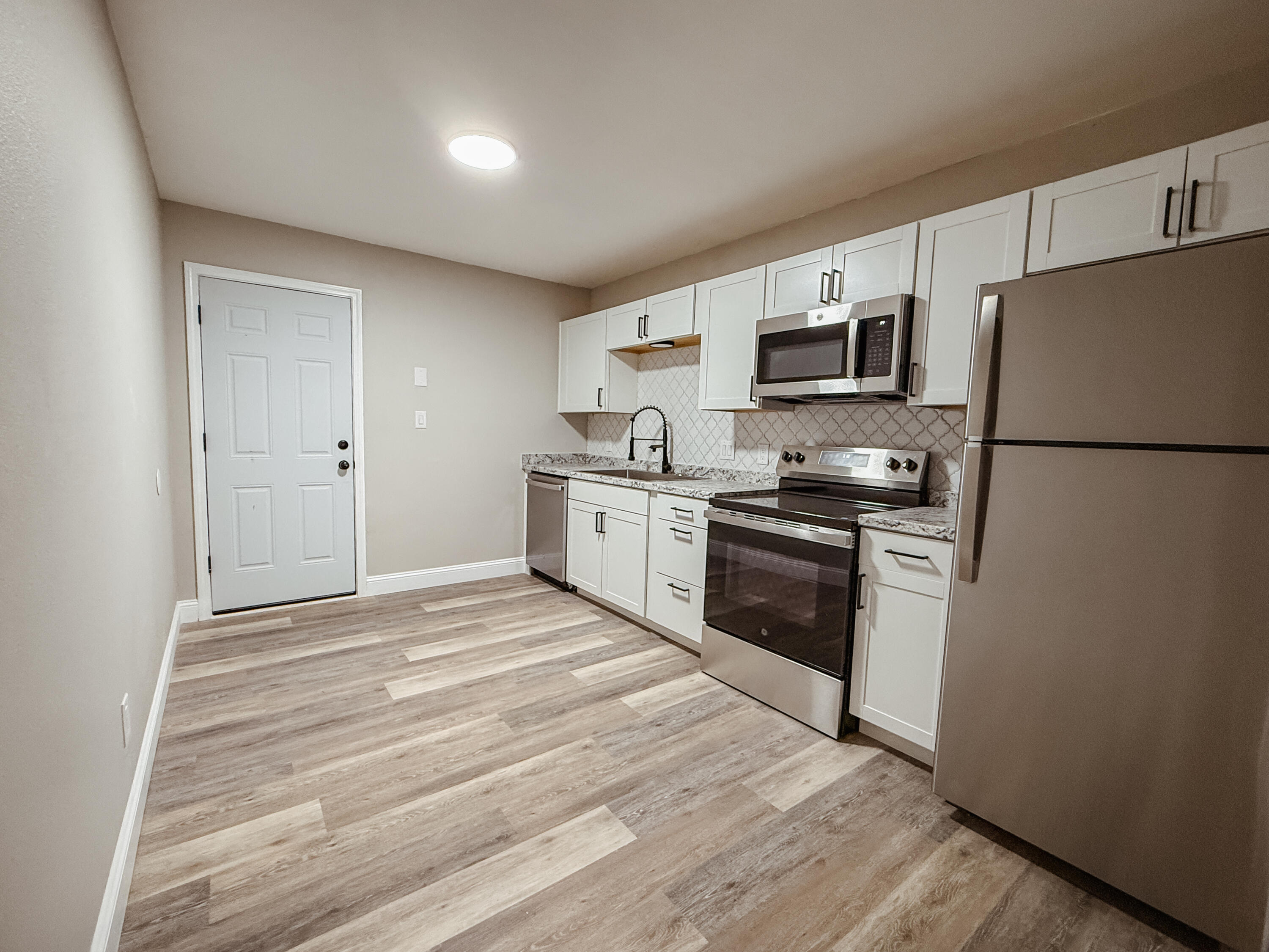 FOX RUN - Residential Lease