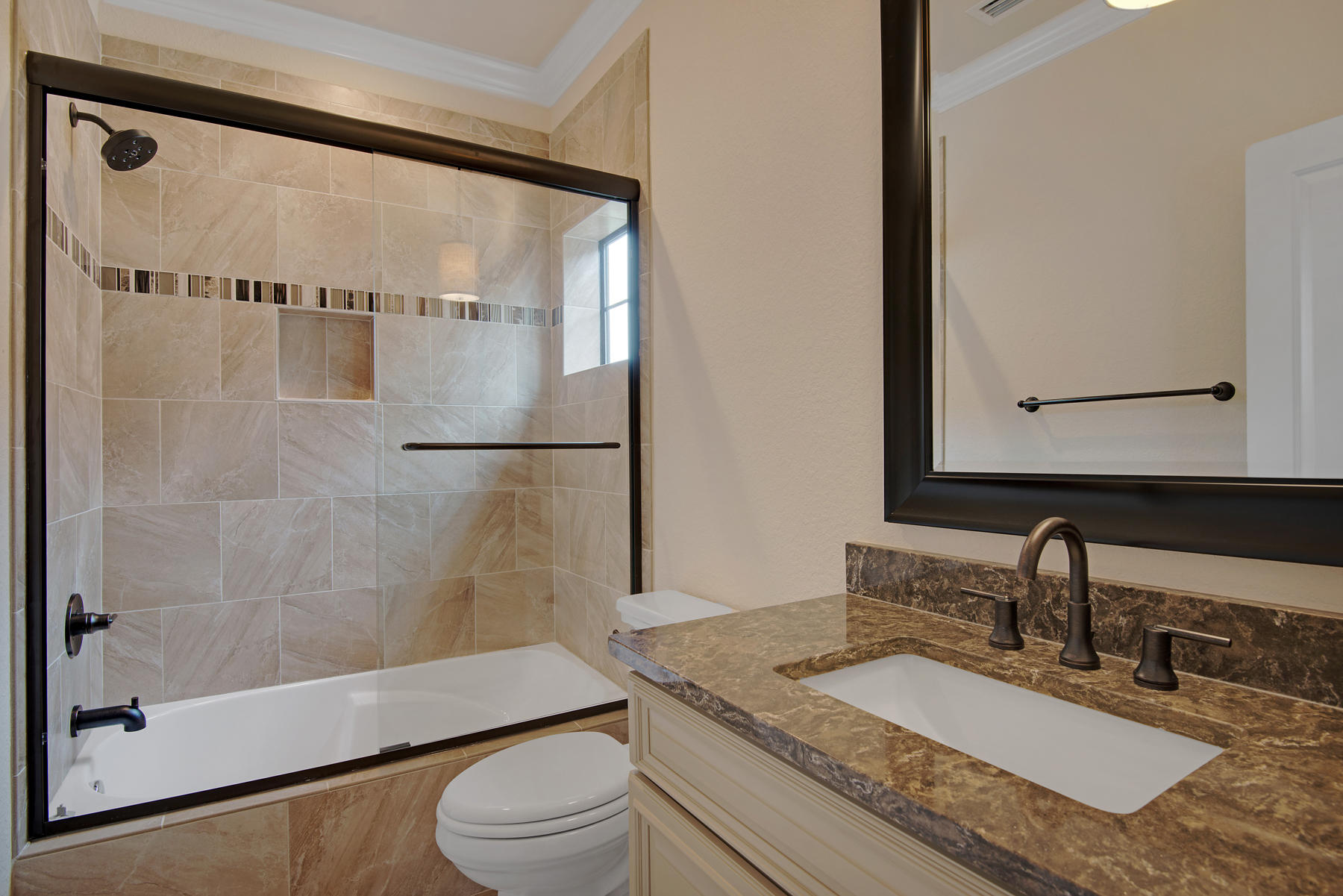 VILLA LAGO - Residential