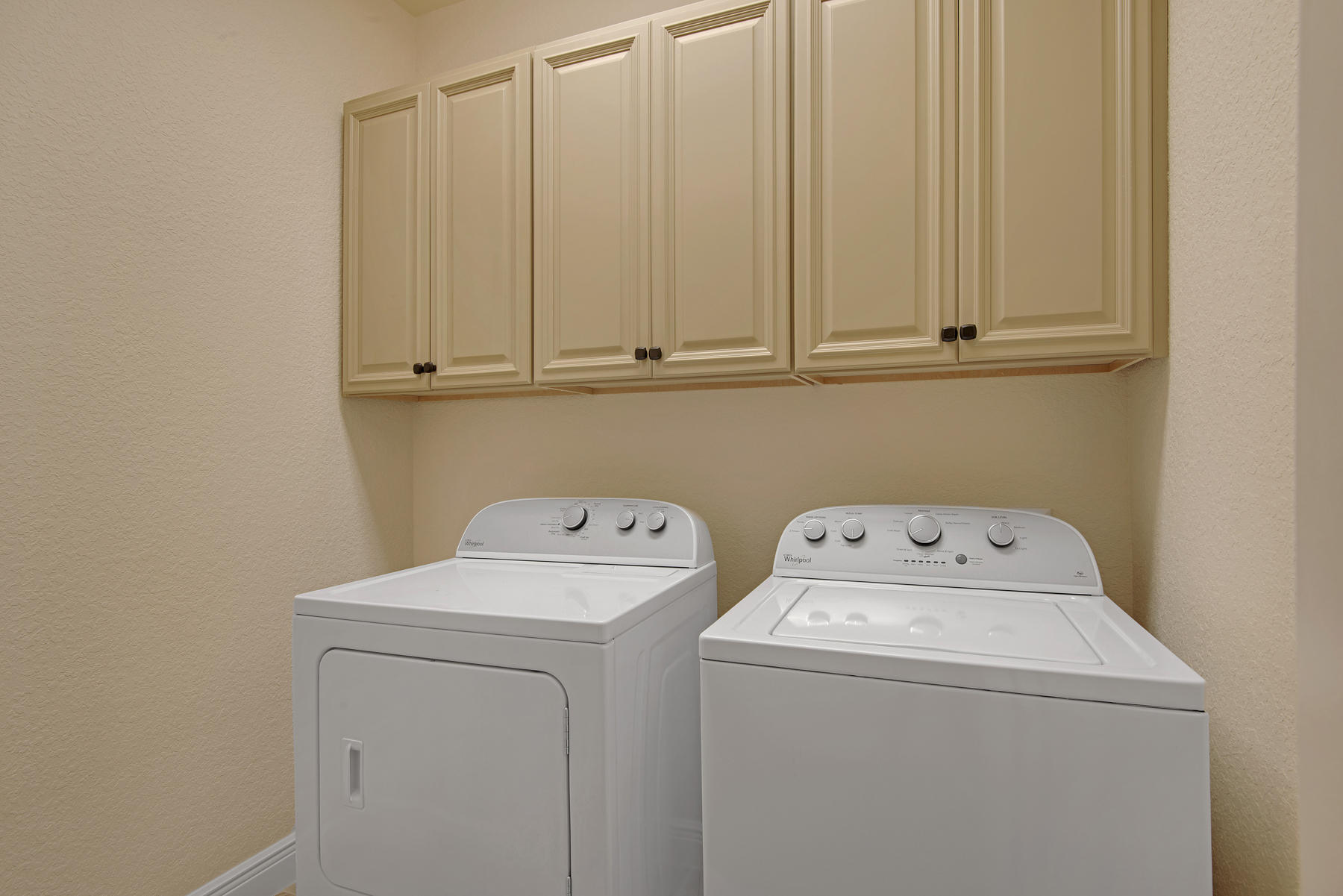 VILLA LAGO - Residential