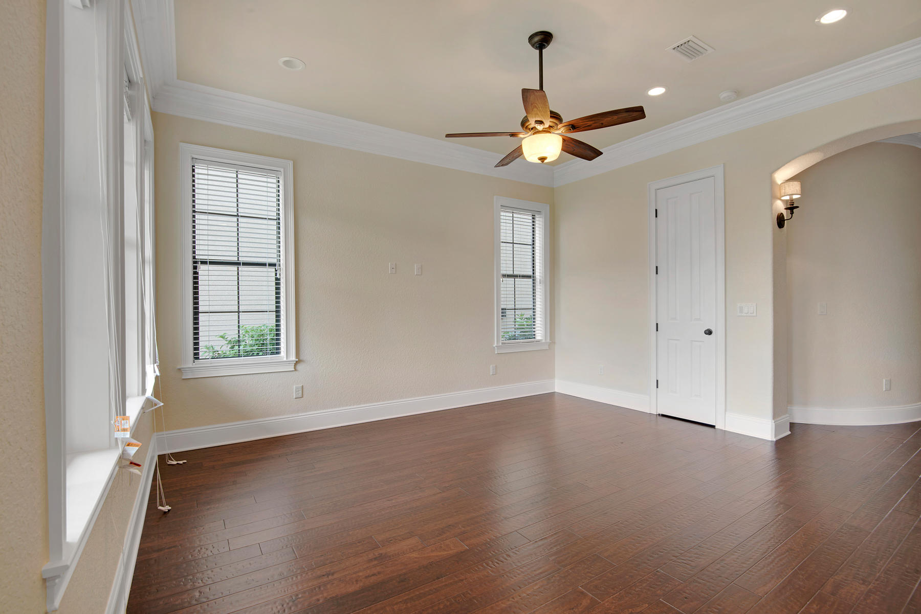 VILLA LAGO - Residential