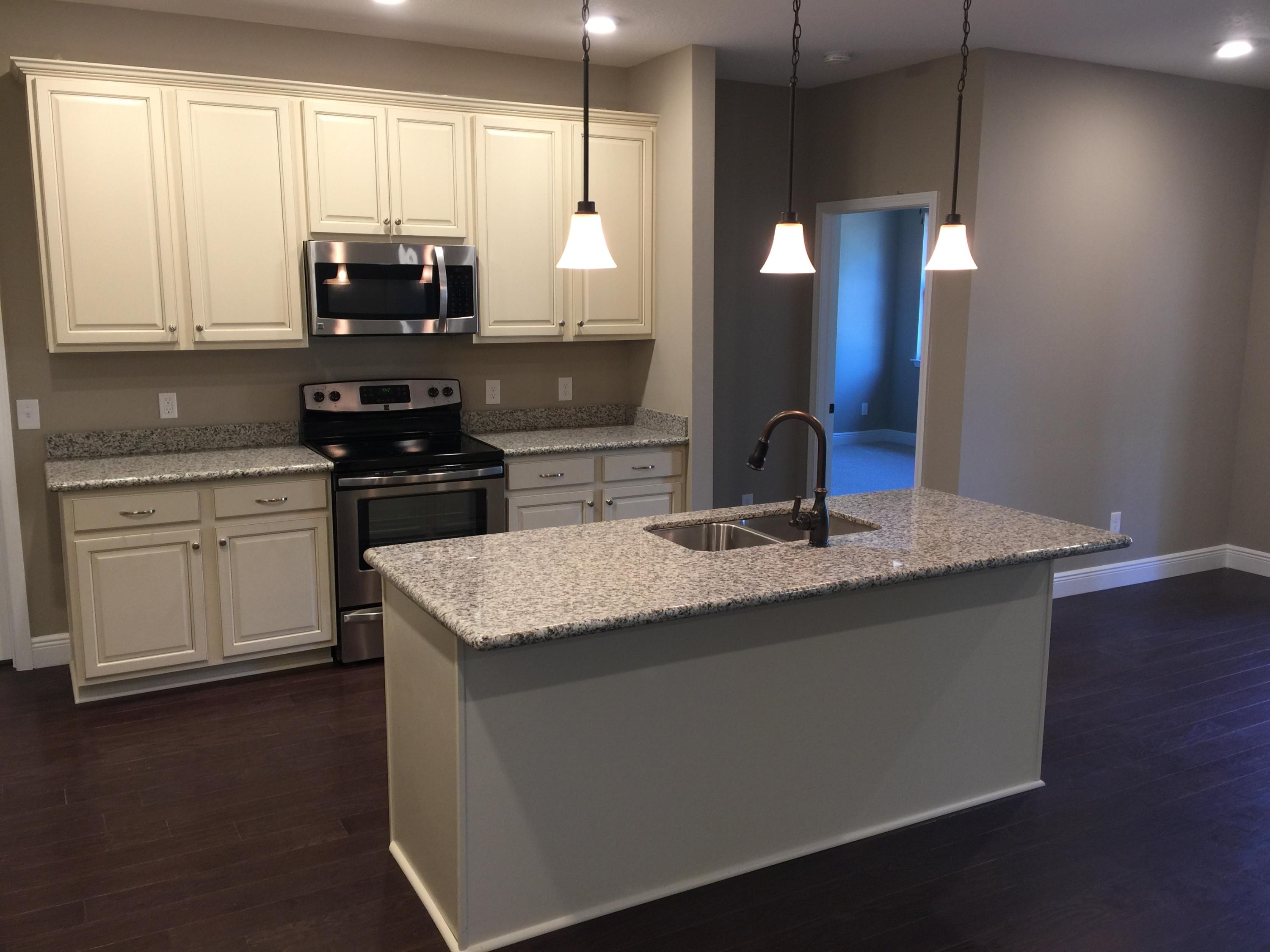 HAMMOCK BAY - Residential