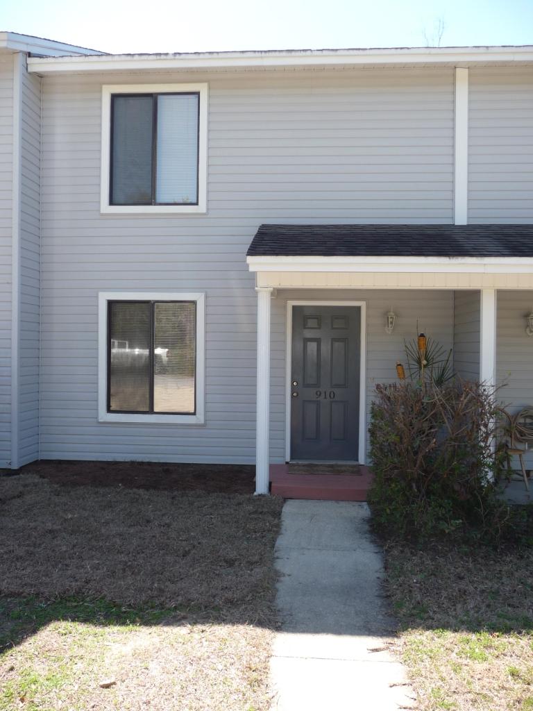Why Rent when you can purchase for less? 2 bedroom 1.5 bath Townhome close to the college and Eglin AFB. NO HOA fees. Very low maintenance, Tile flooring in the living room, dining area, Kitchen, and both bathrooms. Carpet in the bedrooms. Newer Stainless appliances, Oversized Fridge. Home is setup with all TV cable wires hidden into the closet. Go outside to your private Porch and fenced yard. With a great location near all the major military installations, you'll be able to spend more time at your new home instead of stuck in traffic.