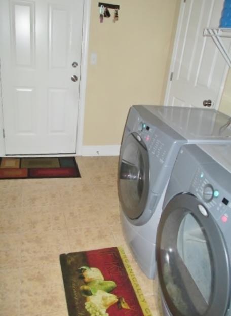 FOX VALLEY - Residential Lease