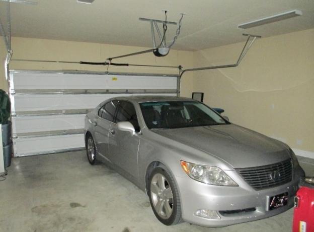 FOX VALLEY - Residential Lease