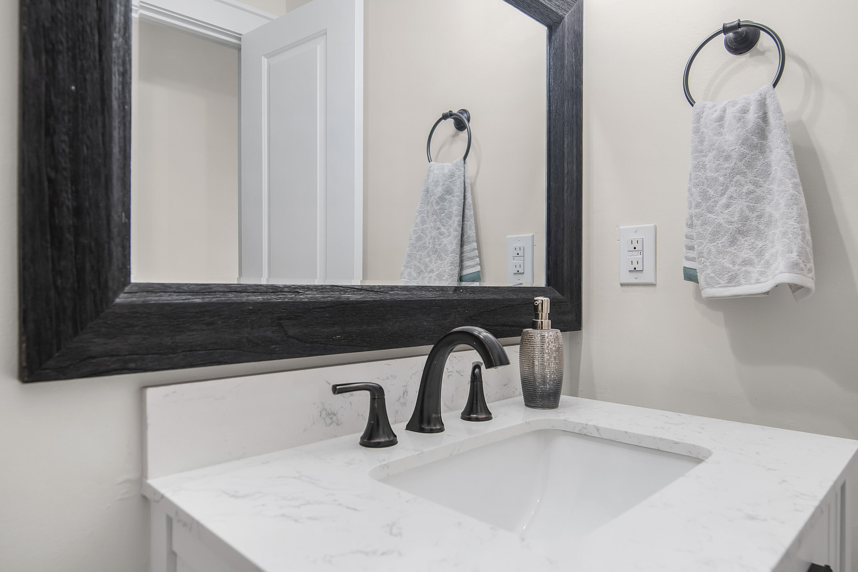 SOUTH RNG 25 WATER - Residential