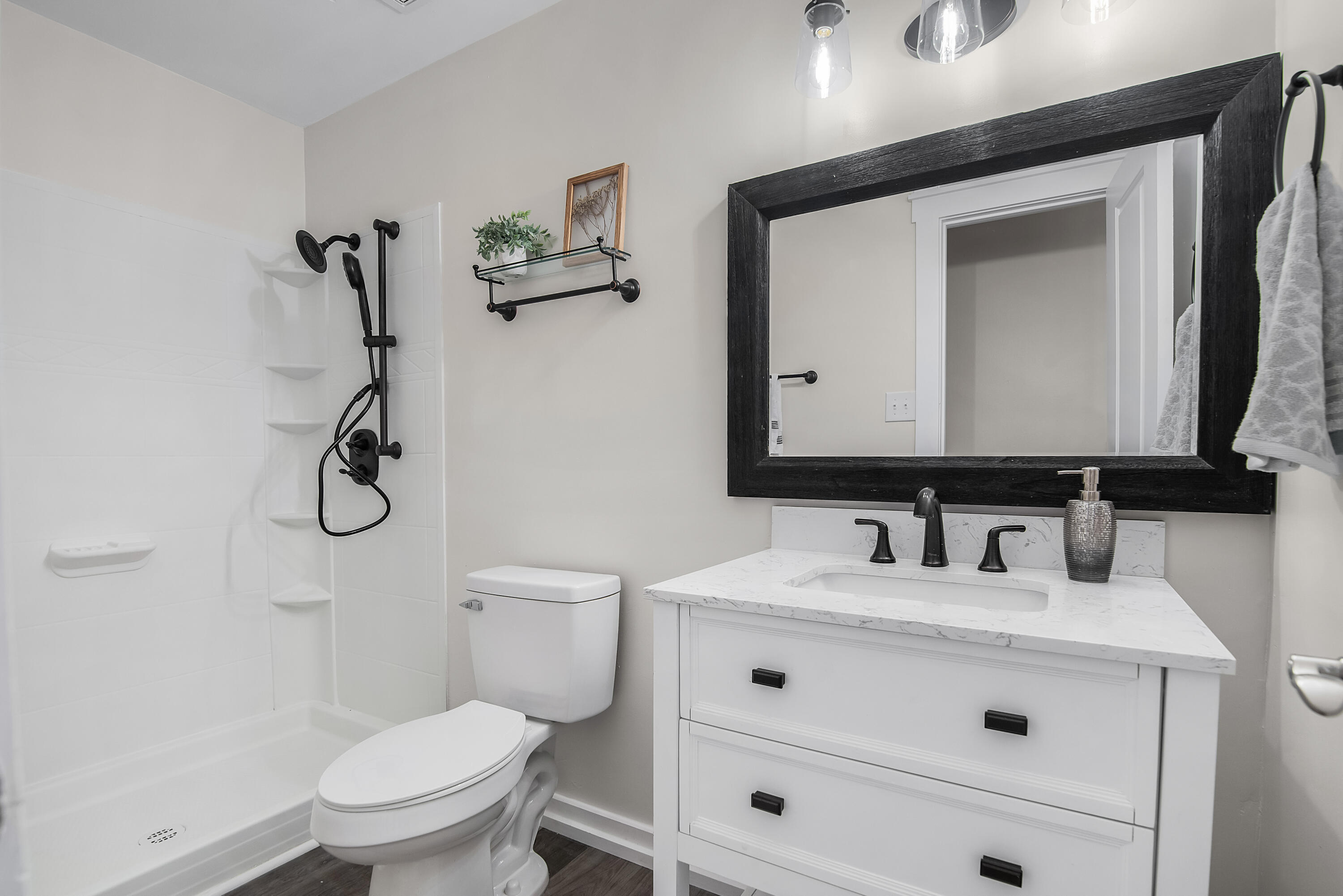 SOUTH RNG 25 WATER - Residential