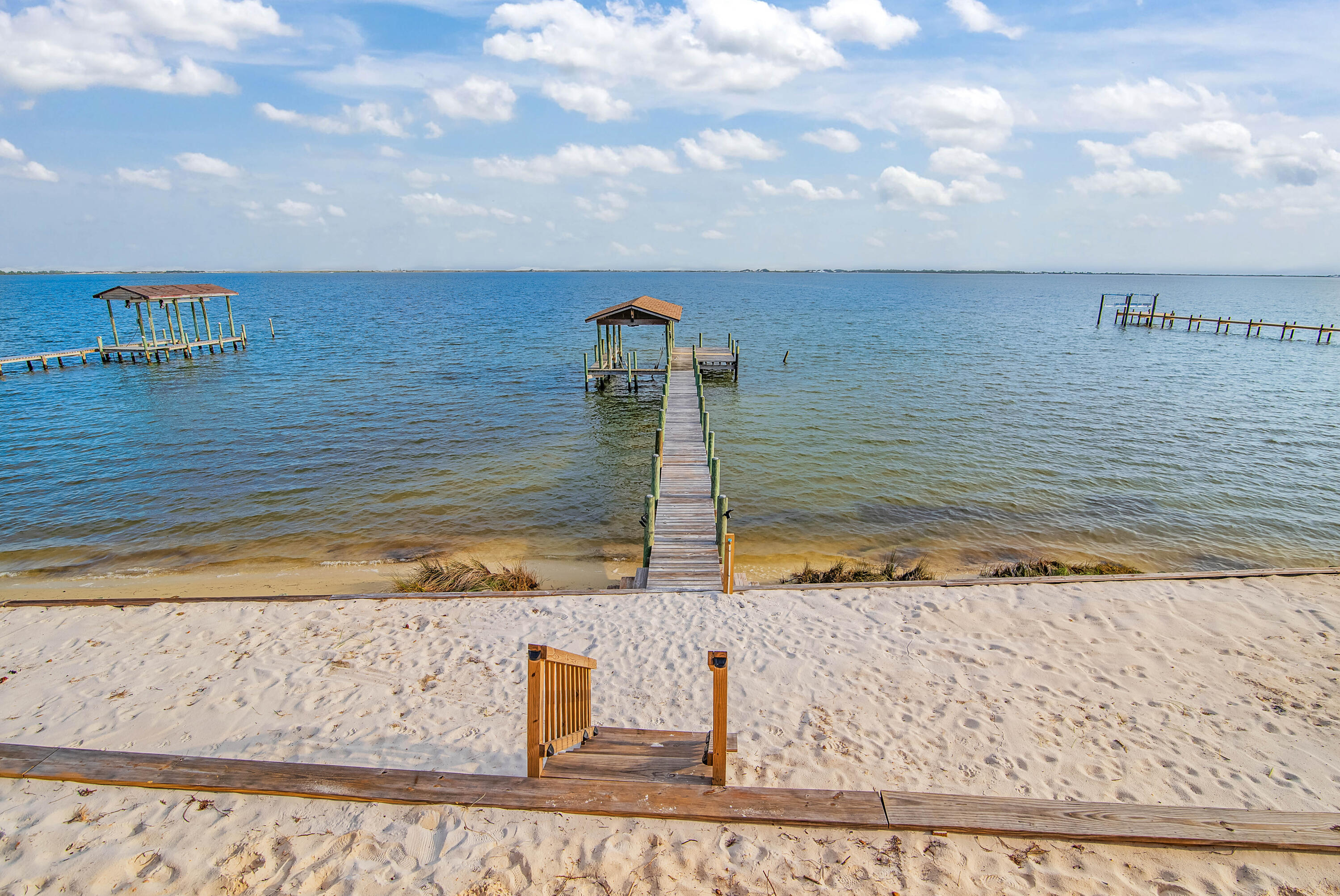 SOUTH RNG 25 WATER - Residential