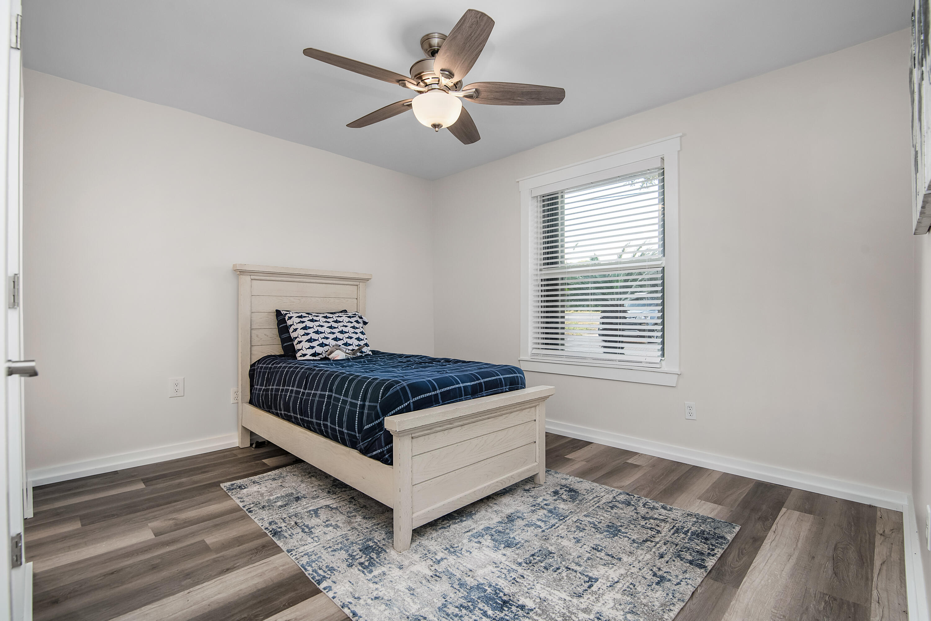 SOUTH RNG 25 WATER - Residential