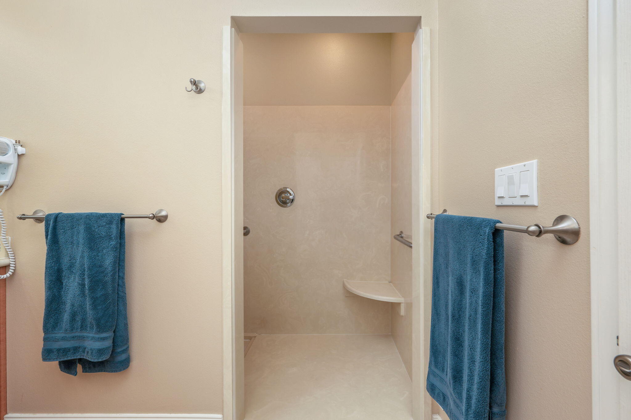 MAGNOLIA LAKE S/D - Residential