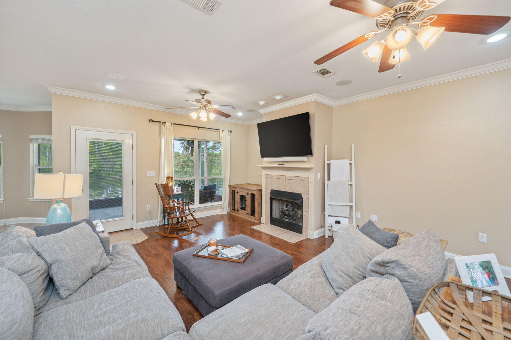 MAGNOLIA LAKE S/D - Residential