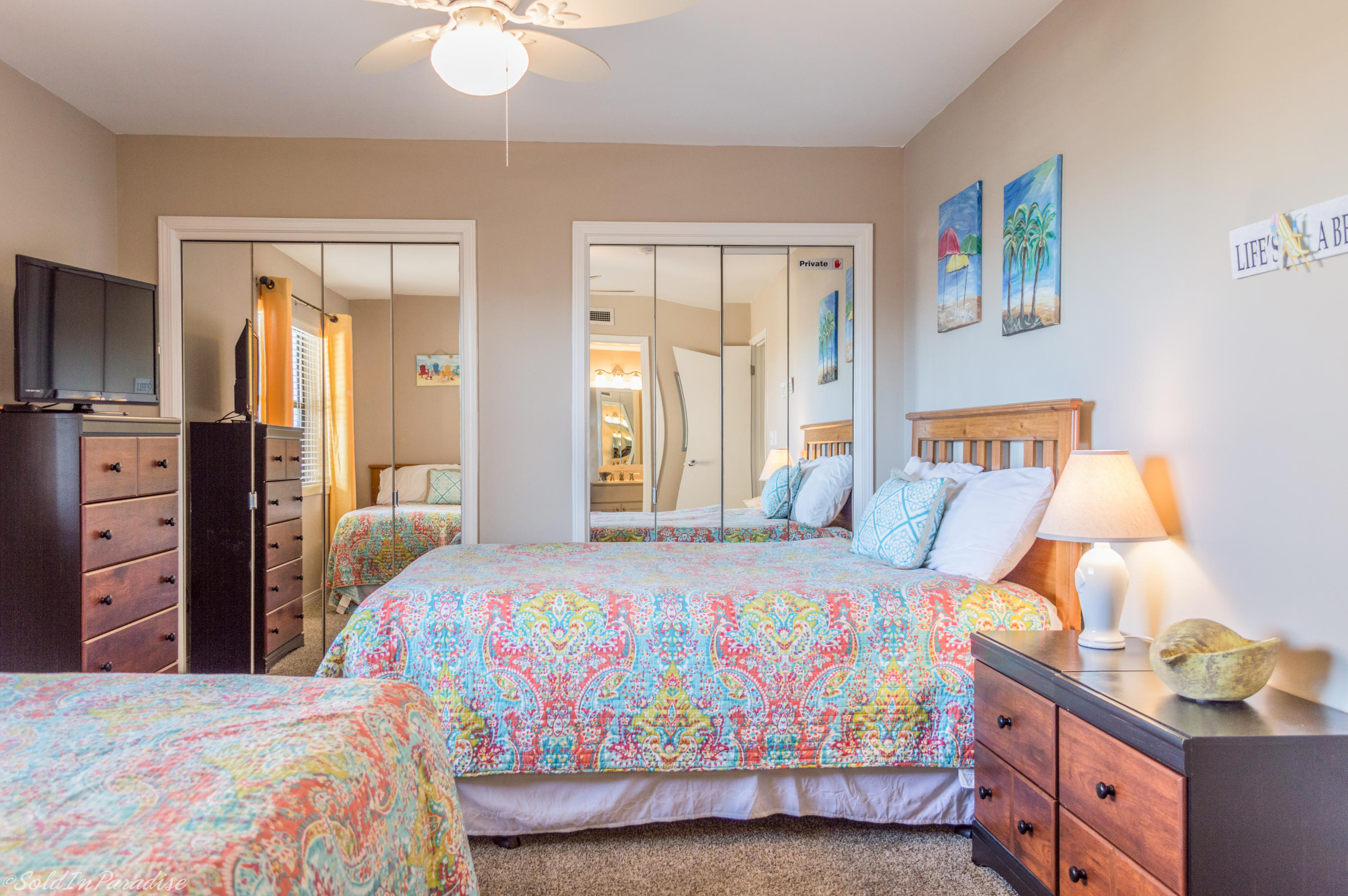 NAUTILUS CONDO - Residential