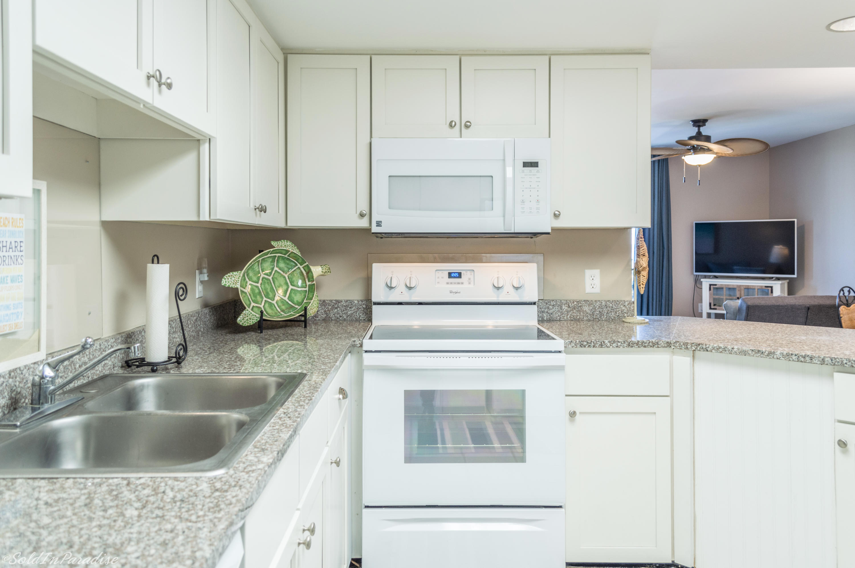 NAUTILUS CONDO - Residential