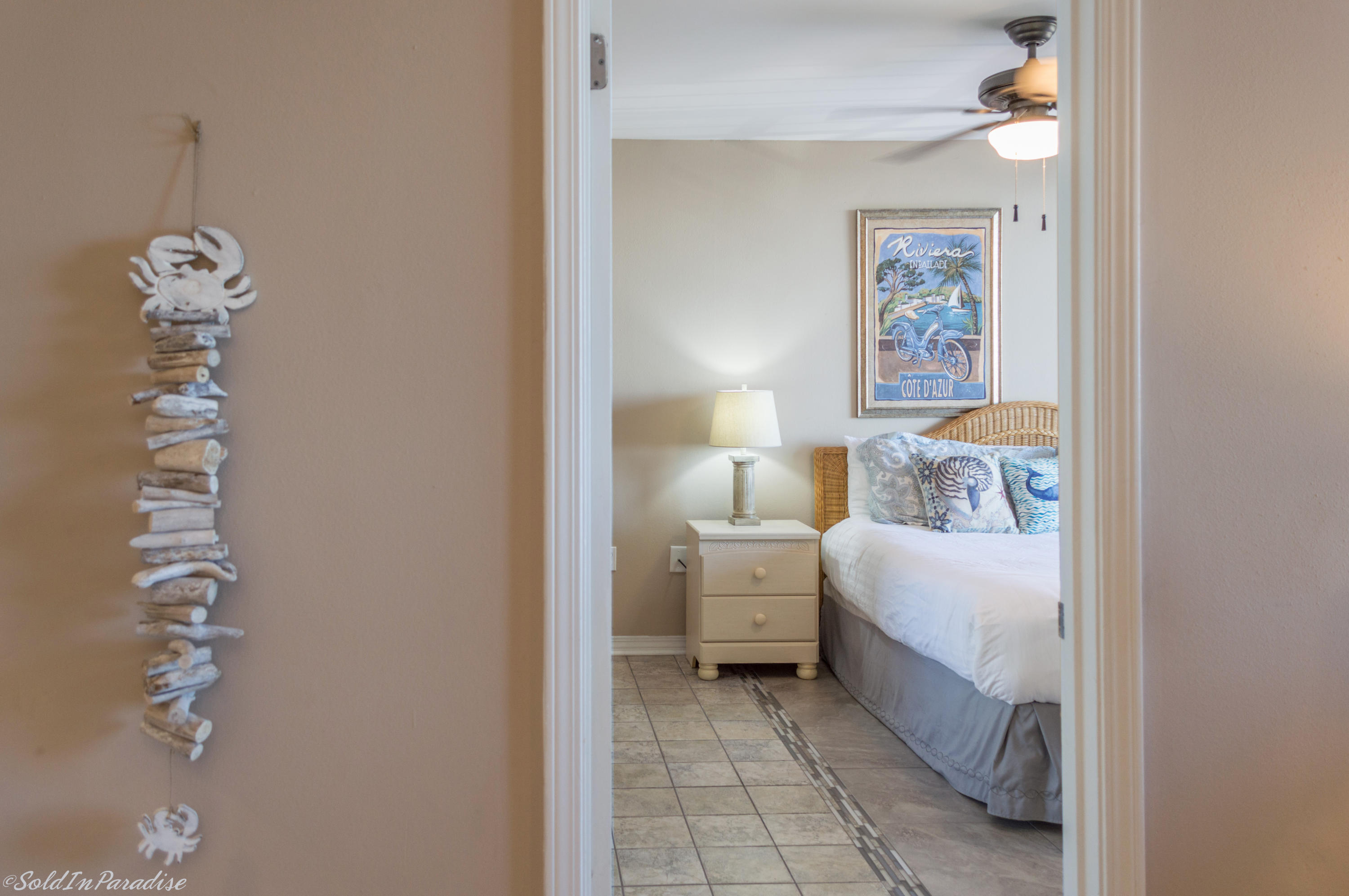 NAUTILUS CONDO - Residential