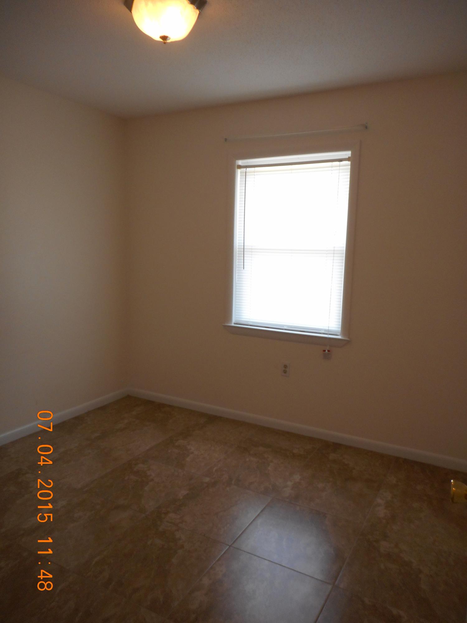 PORT DIXIE - Residential Lease