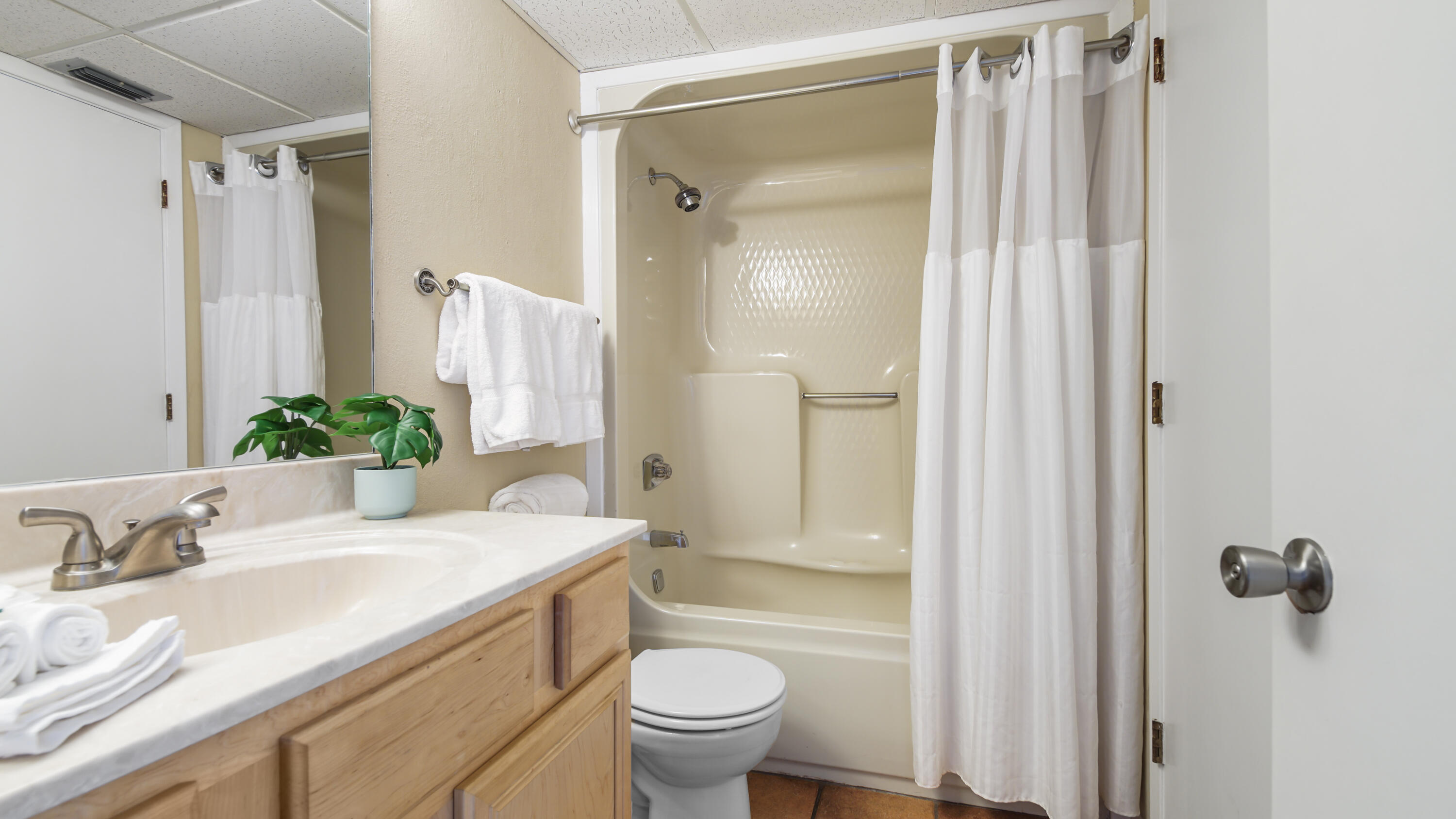 EDGEWATER GOLF VILLAS III-A CONDO - Residential