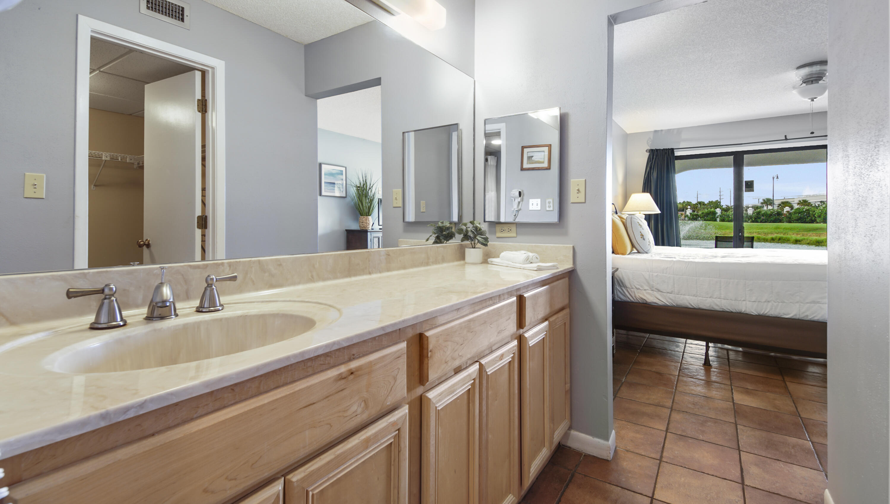 EDGEWATER GOLF VILLAS III-A CONDO - Residential