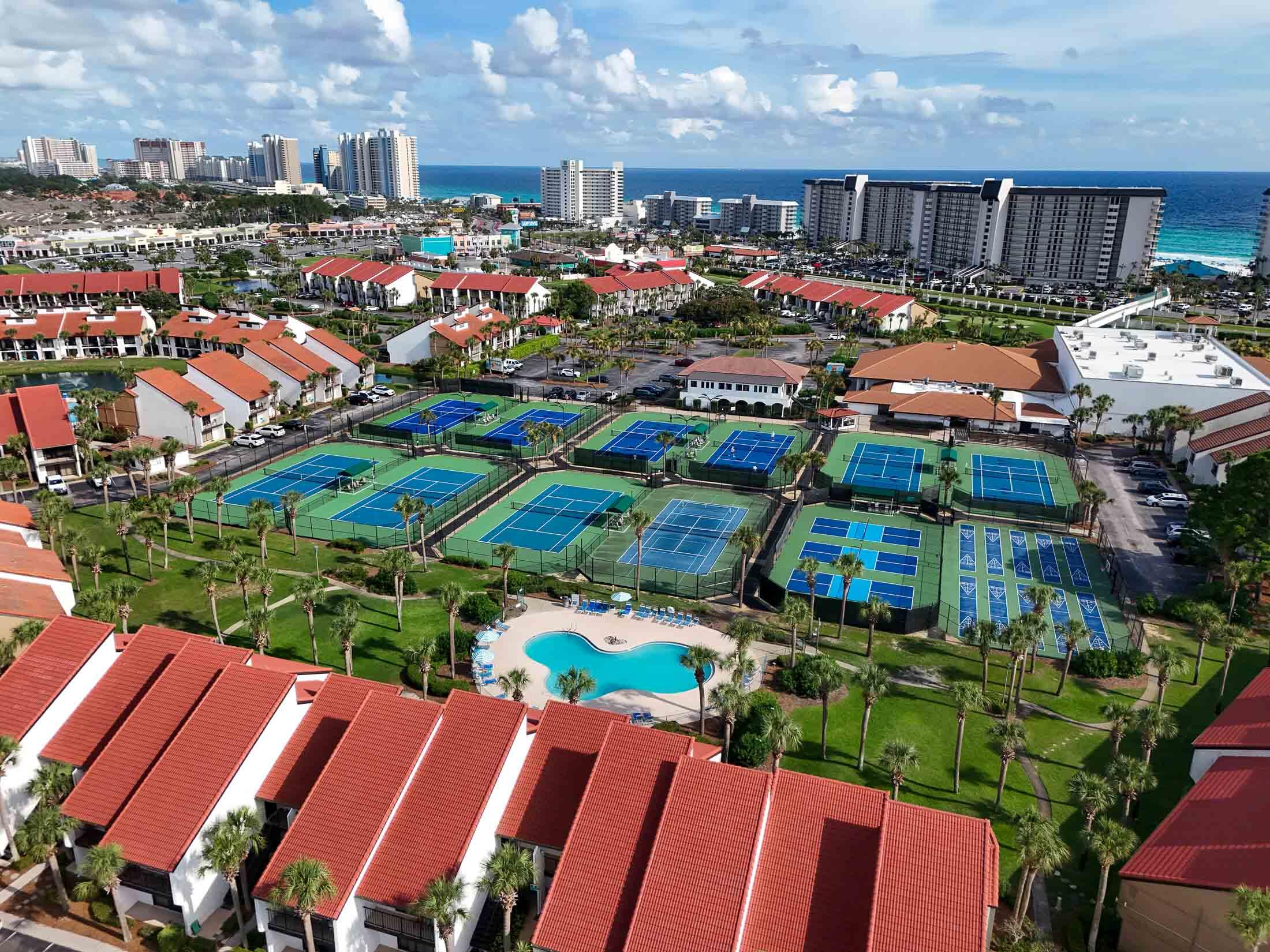 EDGEWATER GOLF VILLAS III-A CONDO - Residential