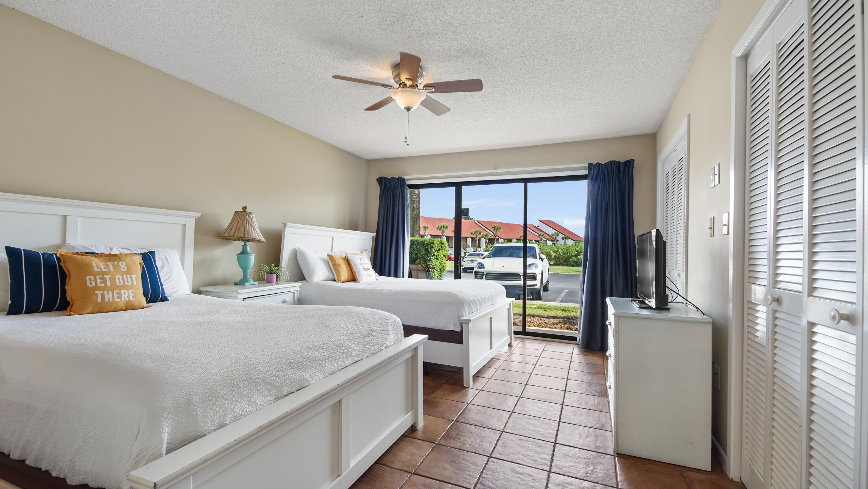 EDGEWATER GOLF VILLAS III-A CONDO - Residential