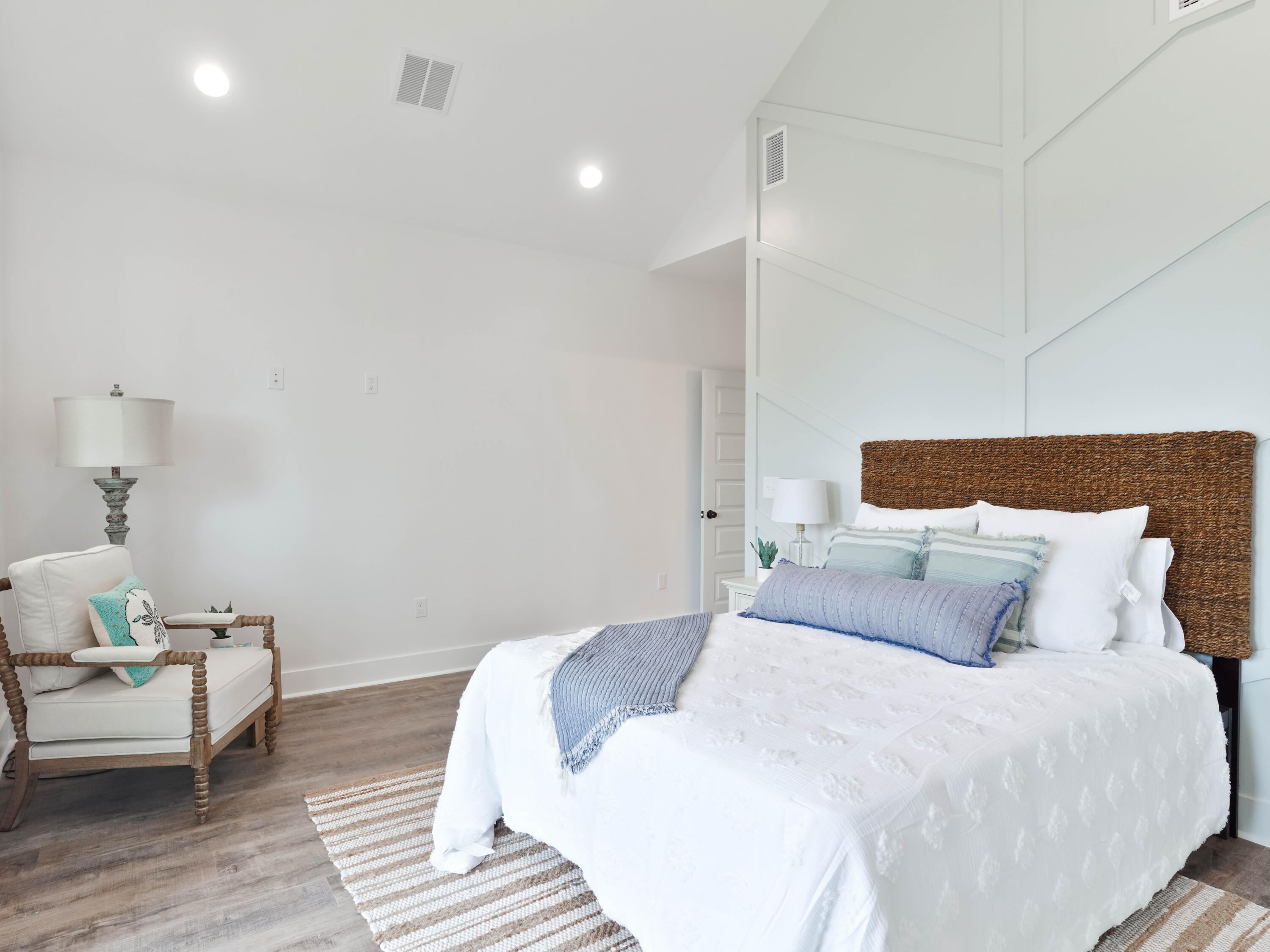 N Wall Street - Residential