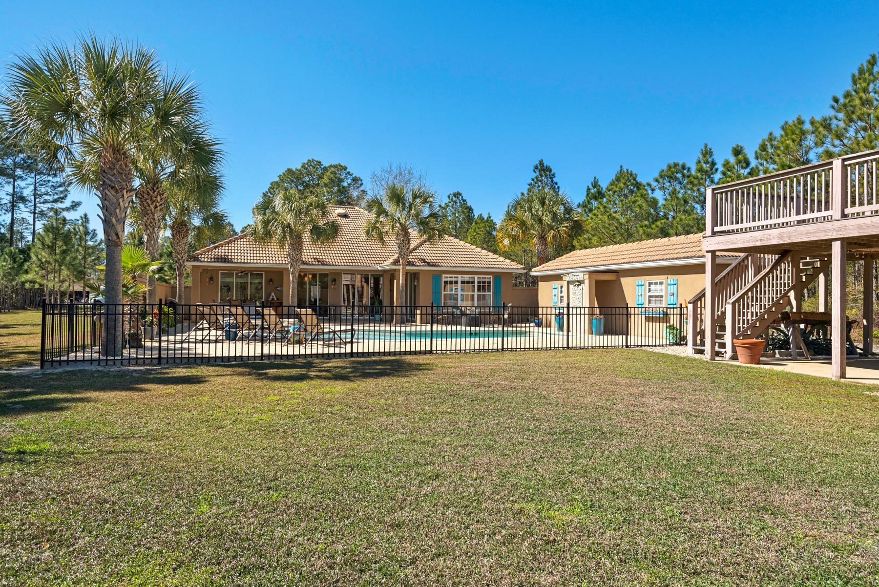 CANO ESTATES - Residential