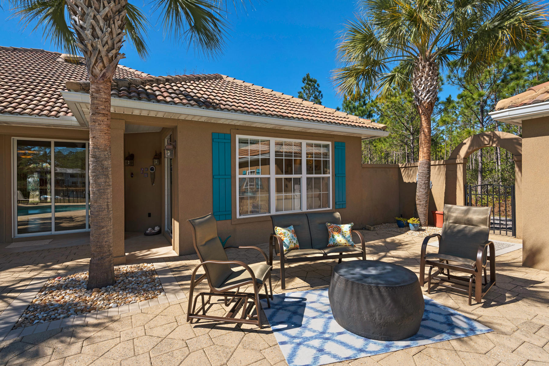 CANO ESTATES - Residential