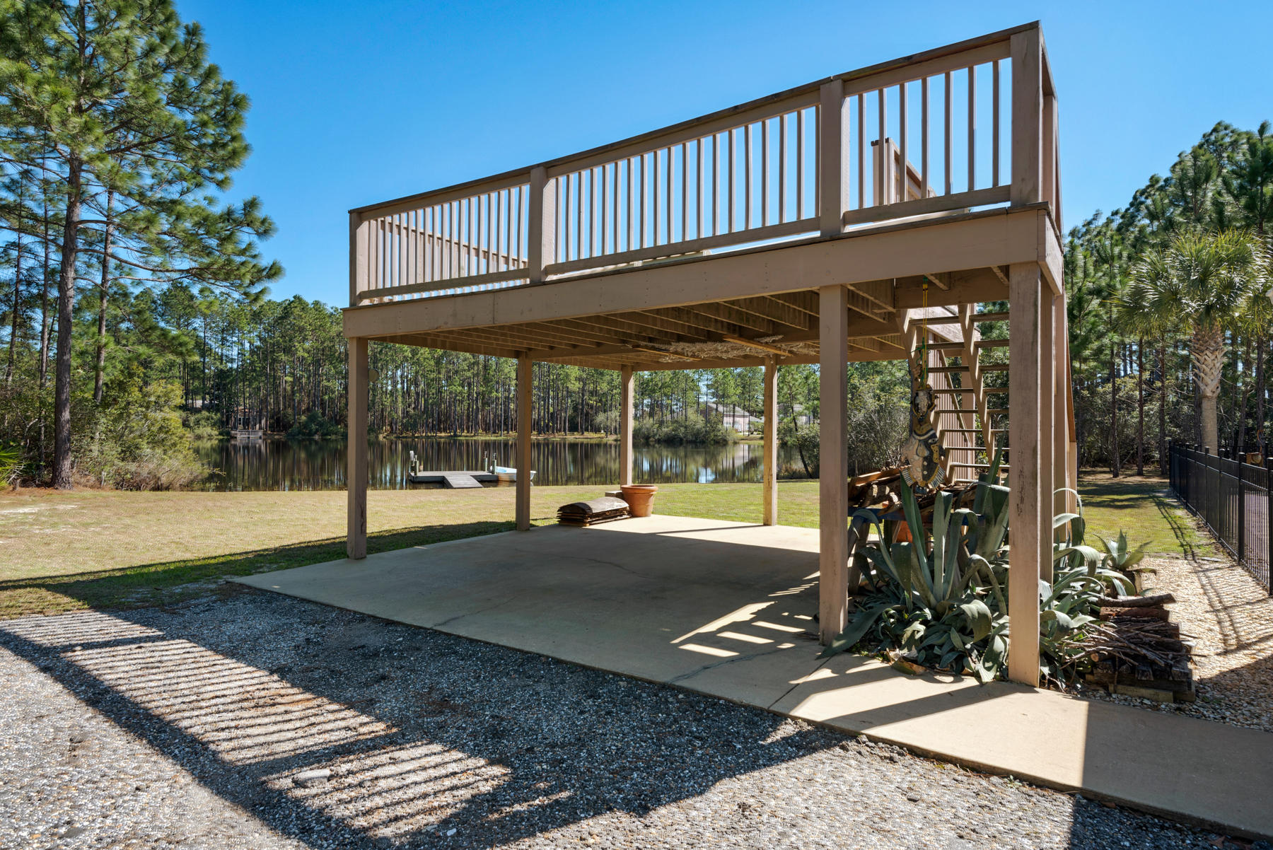 CANO ESTATES - Residential