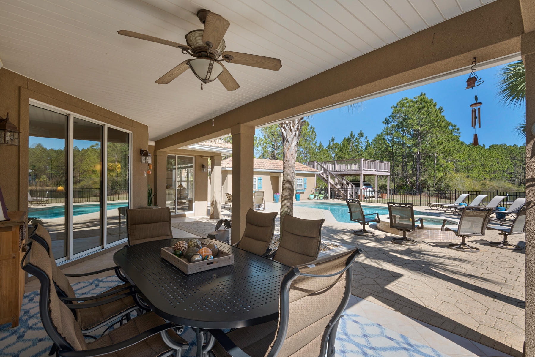 CANO ESTATES - Residential