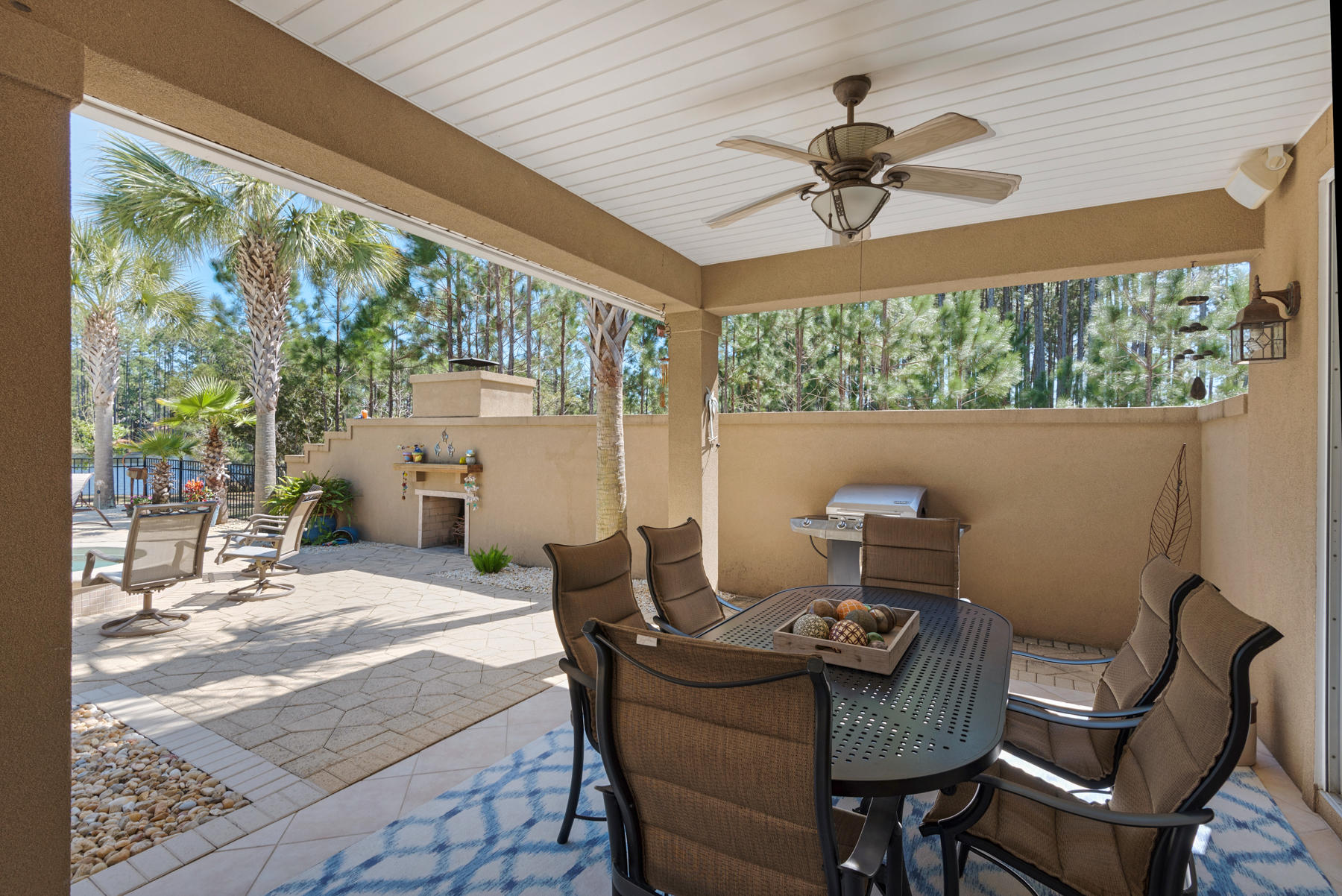 CANO ESTATES - Residential