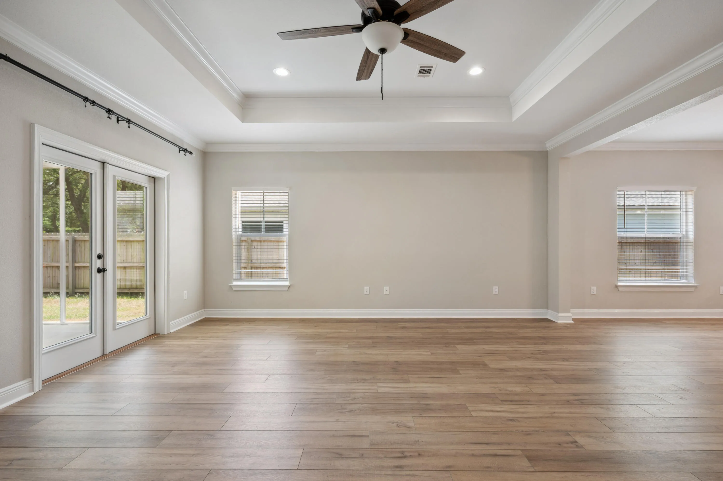 Niceville, Florida 32578, United States, 4 Bedrooms Bedrooms, ,3 BathroomsBathrooms,Residential,Pending,122992