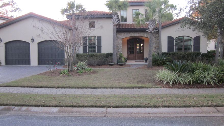 This is a beautiful one level home in one of the most sought after neighborhoods in the Sandestin Beach and Golf Resort.