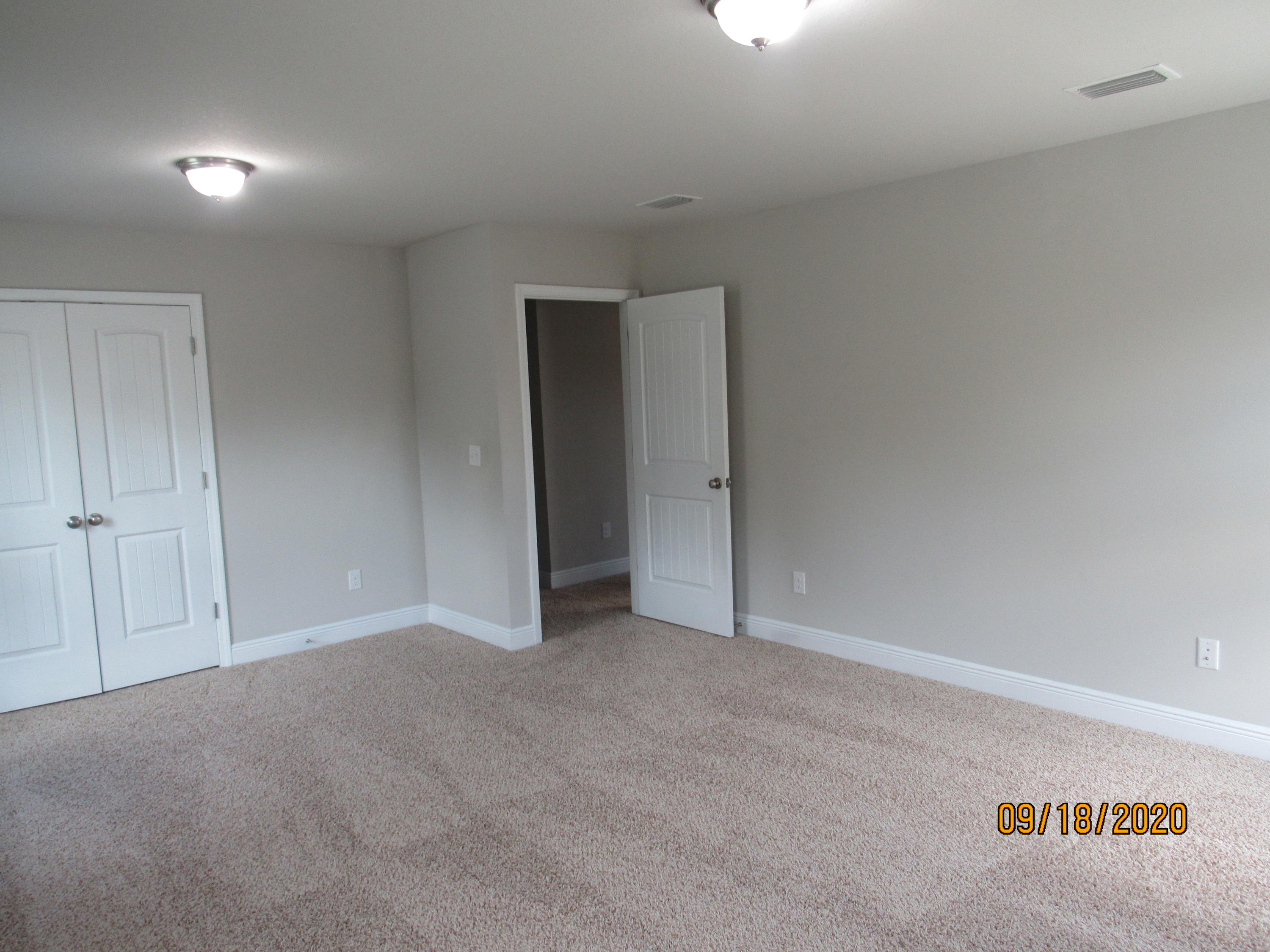 HAMMOCK BAY - Residential Lease