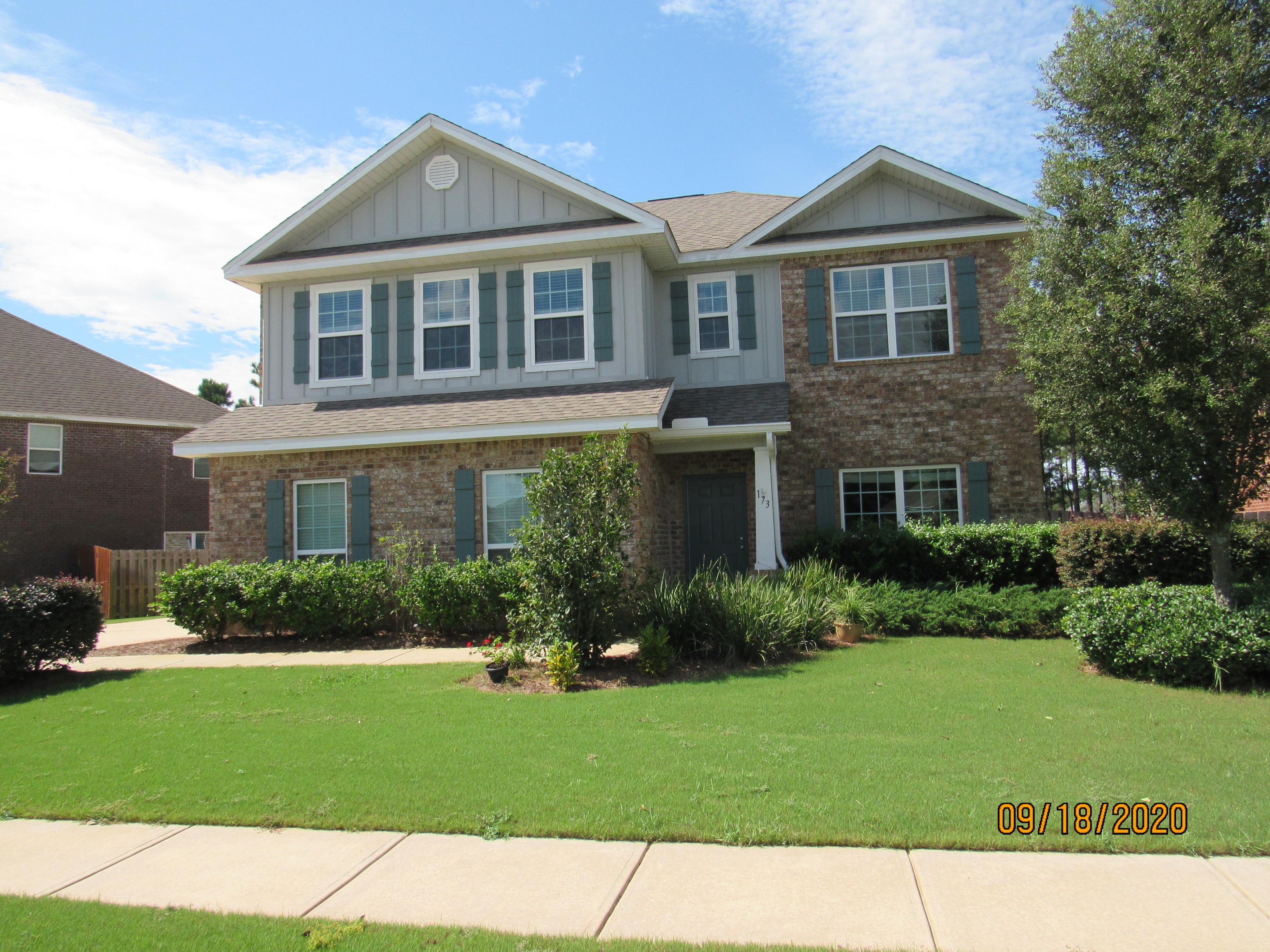 HAMMOCK BAY - Residential Lease