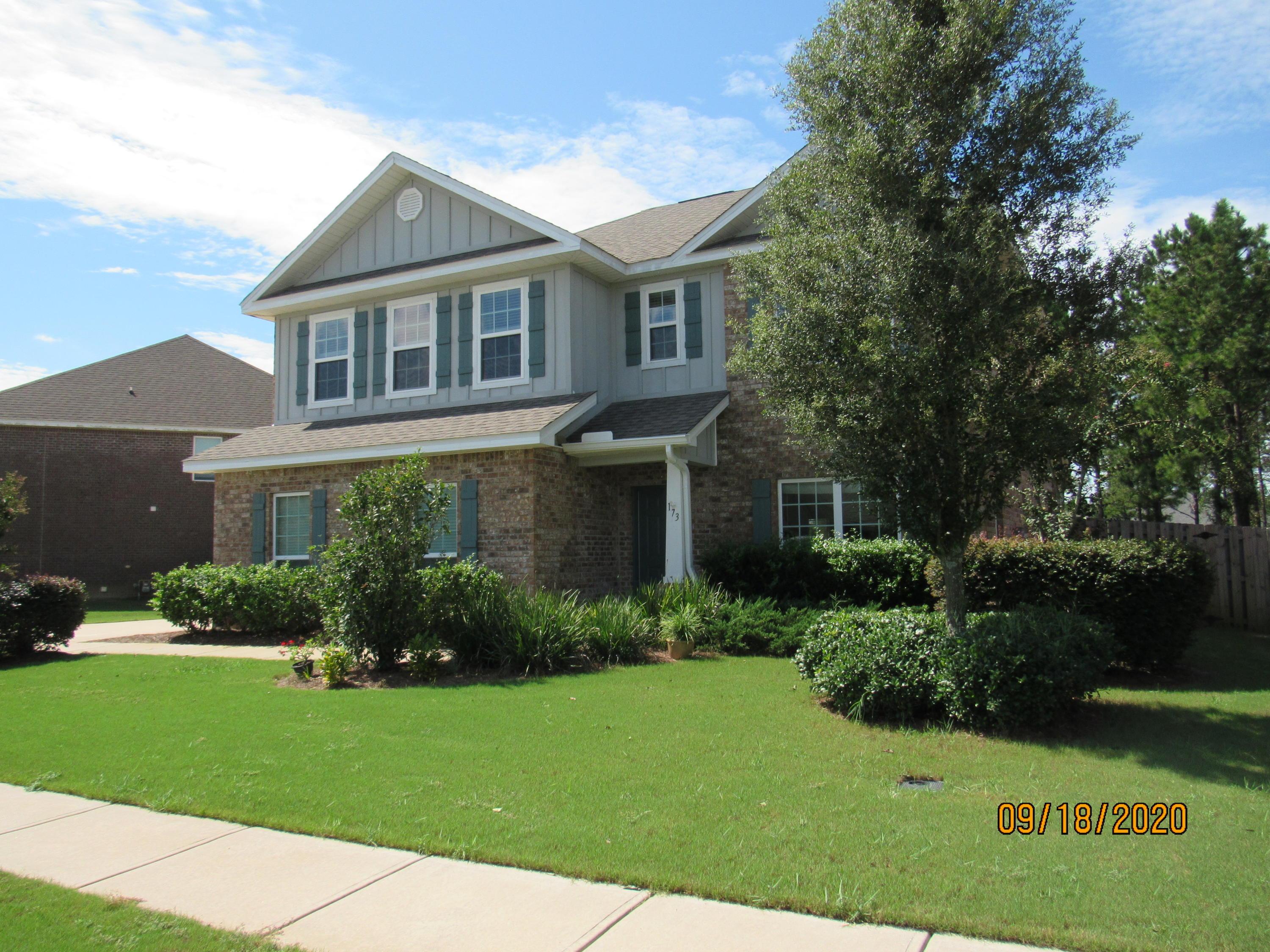 HAMMOCK BAY - Residential Lease