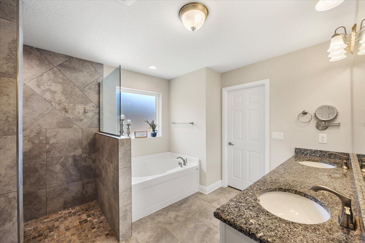 CREETS LANDING - Residential